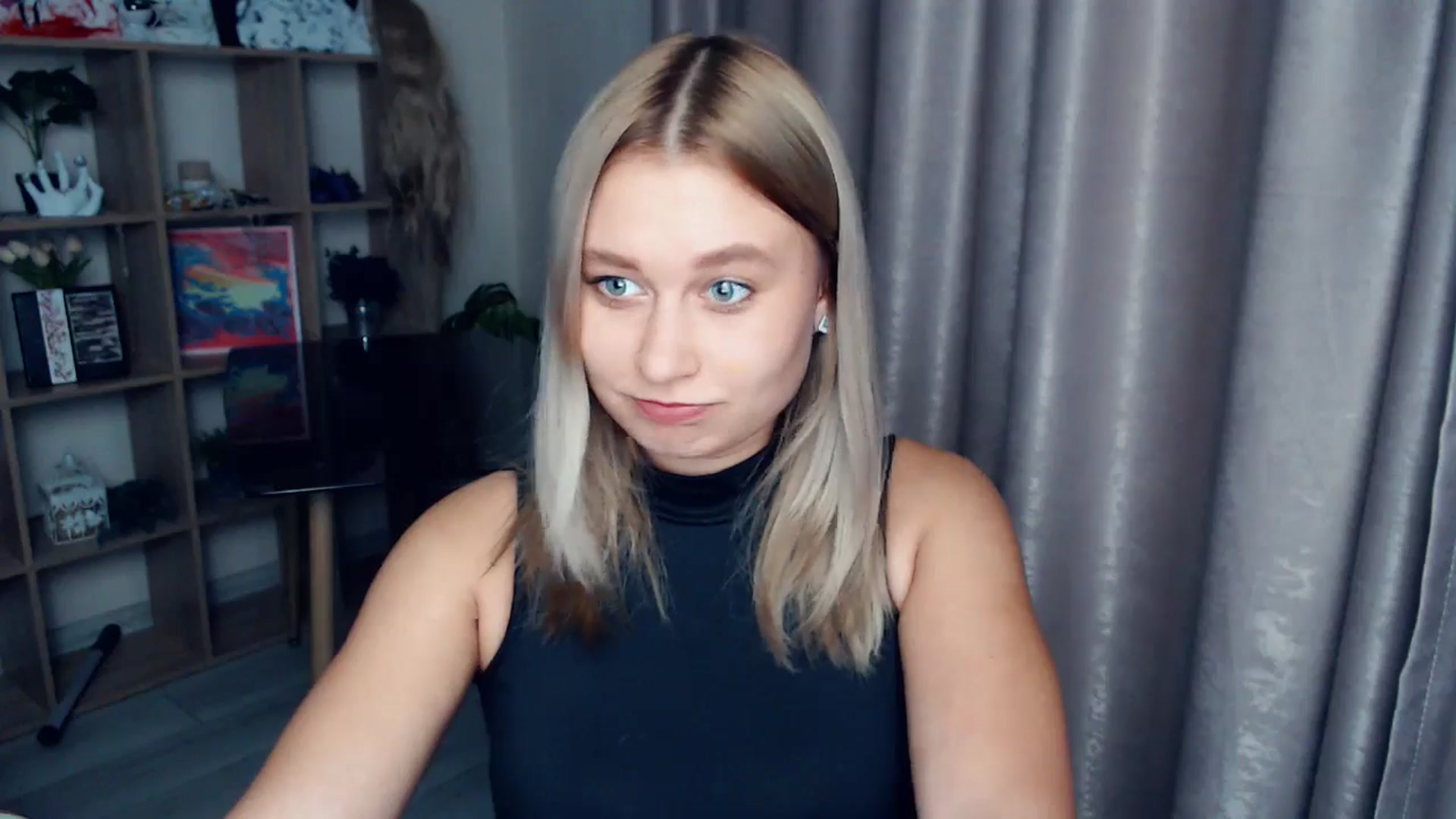 Gallery image thumbnail from Kukla_kolduna's myfreecams stream on, 12/21/2025, 18:28 image 7 of 20