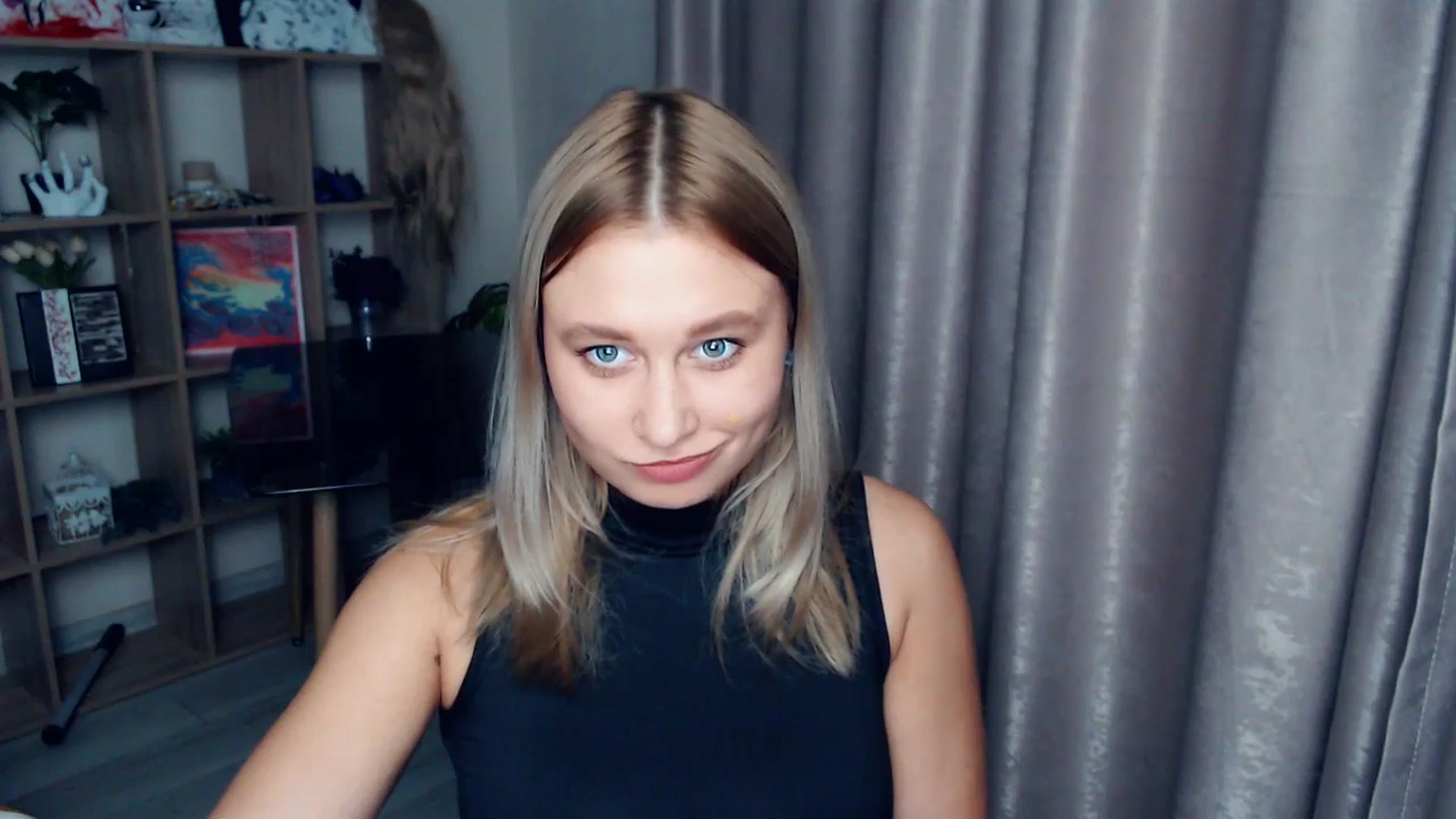 Gallery image thumbnail from Kukla_kolduna's myfreecams stream on, 12/21/2025, 18:28 image 17 of 20