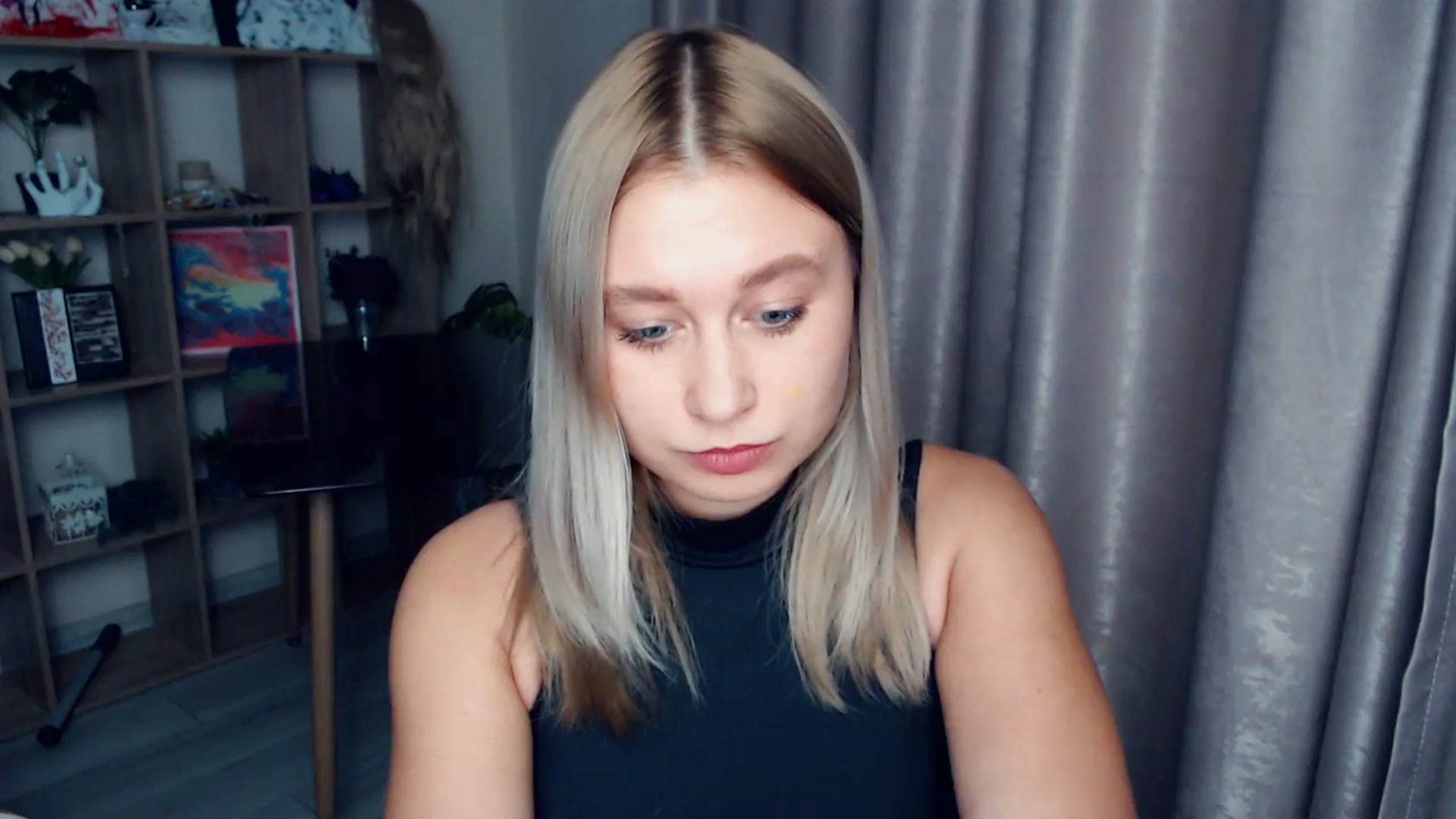 Gallery image thumbnail from Kukla_kolduna's myfreecams stream on, 12/21/2025, 18:28 image 3 of 20