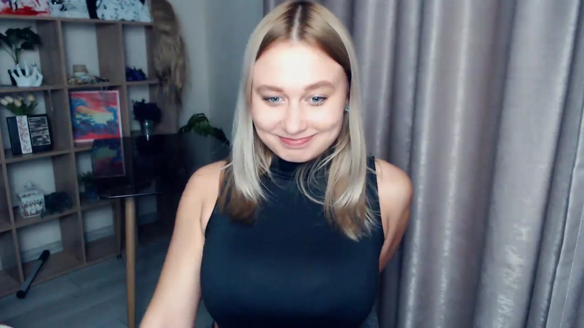 Gallery image thumbnail from Kukla_kolduna's myfreecams stream on, 12/21/2025, 18:28 image 20 of 20