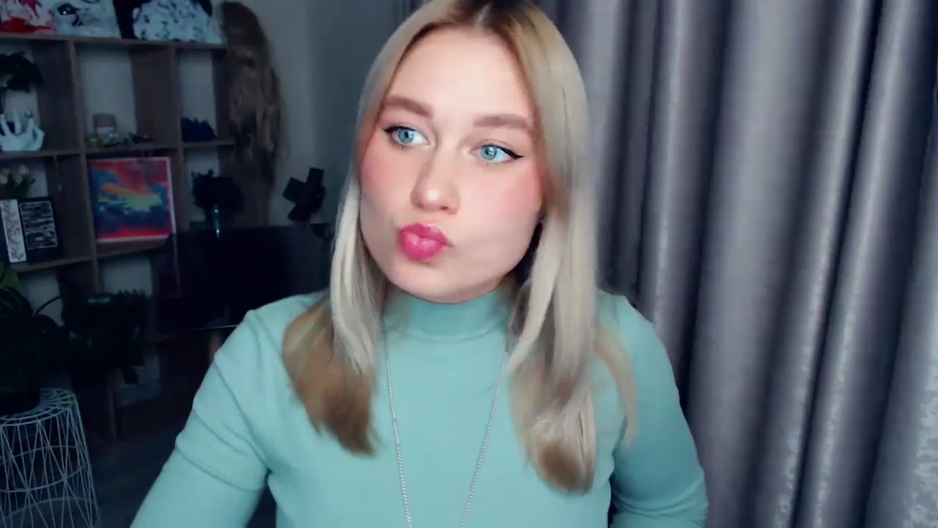 Gallery image thumbnail from Kukla_kolduna's myfreecams stream on, 12/24/2025, 15:44 image 3 of 20