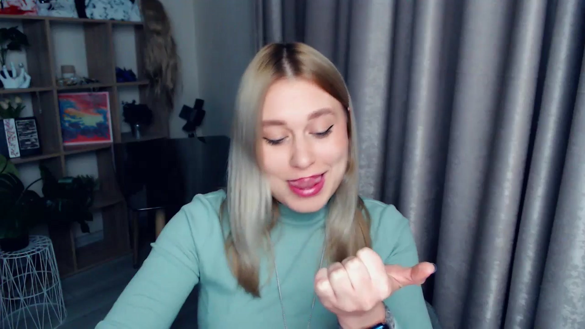 Gallery image thumbnail from Kukla_kolduna's myfreecams stream on, 12/24/2025, 19:09 image 17 of 20
