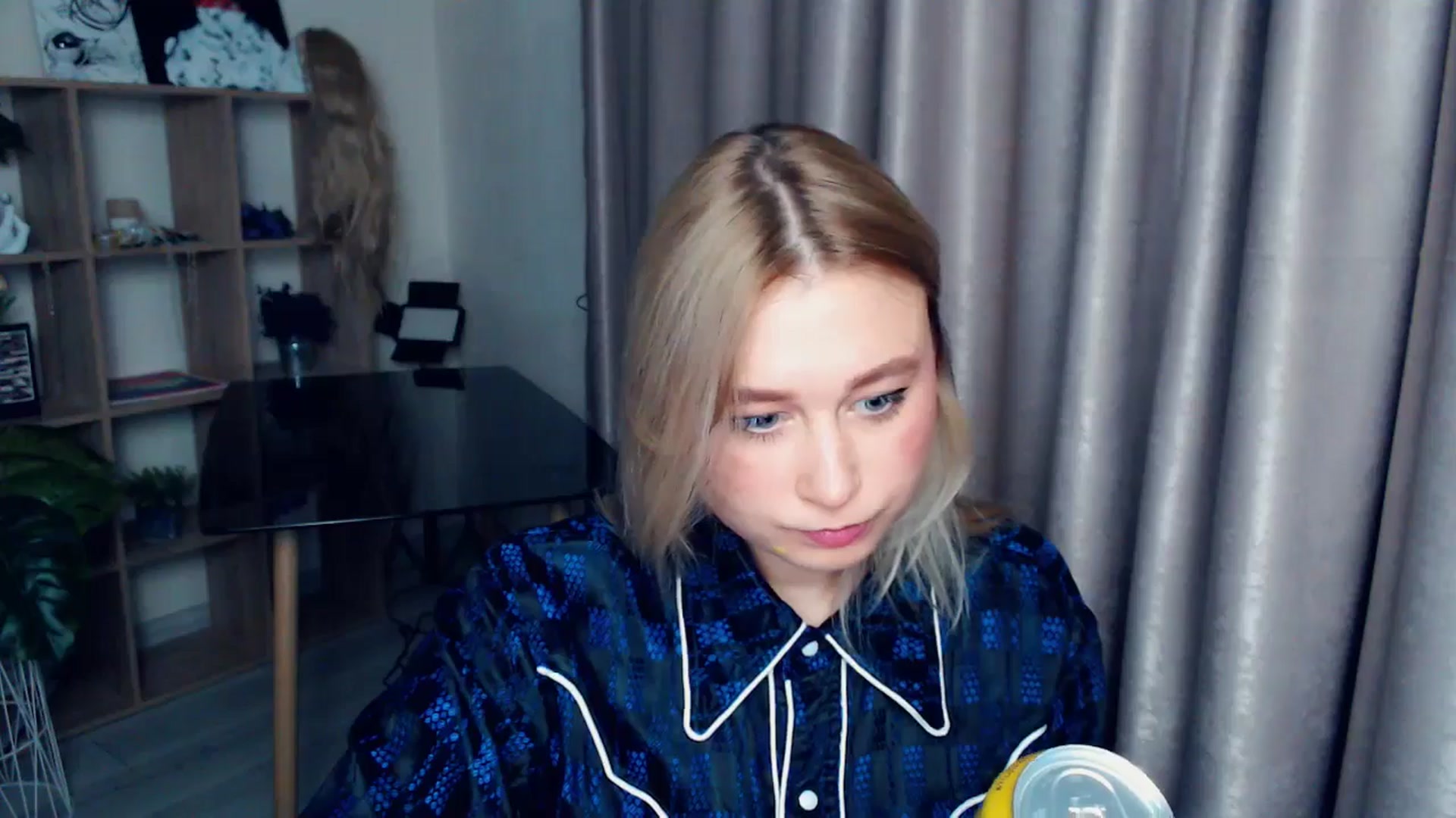 Gallery image thumbnail from Kukla_kolduna's myfreecams stream on, 12/27/2025, 18:37 image 9 of 20