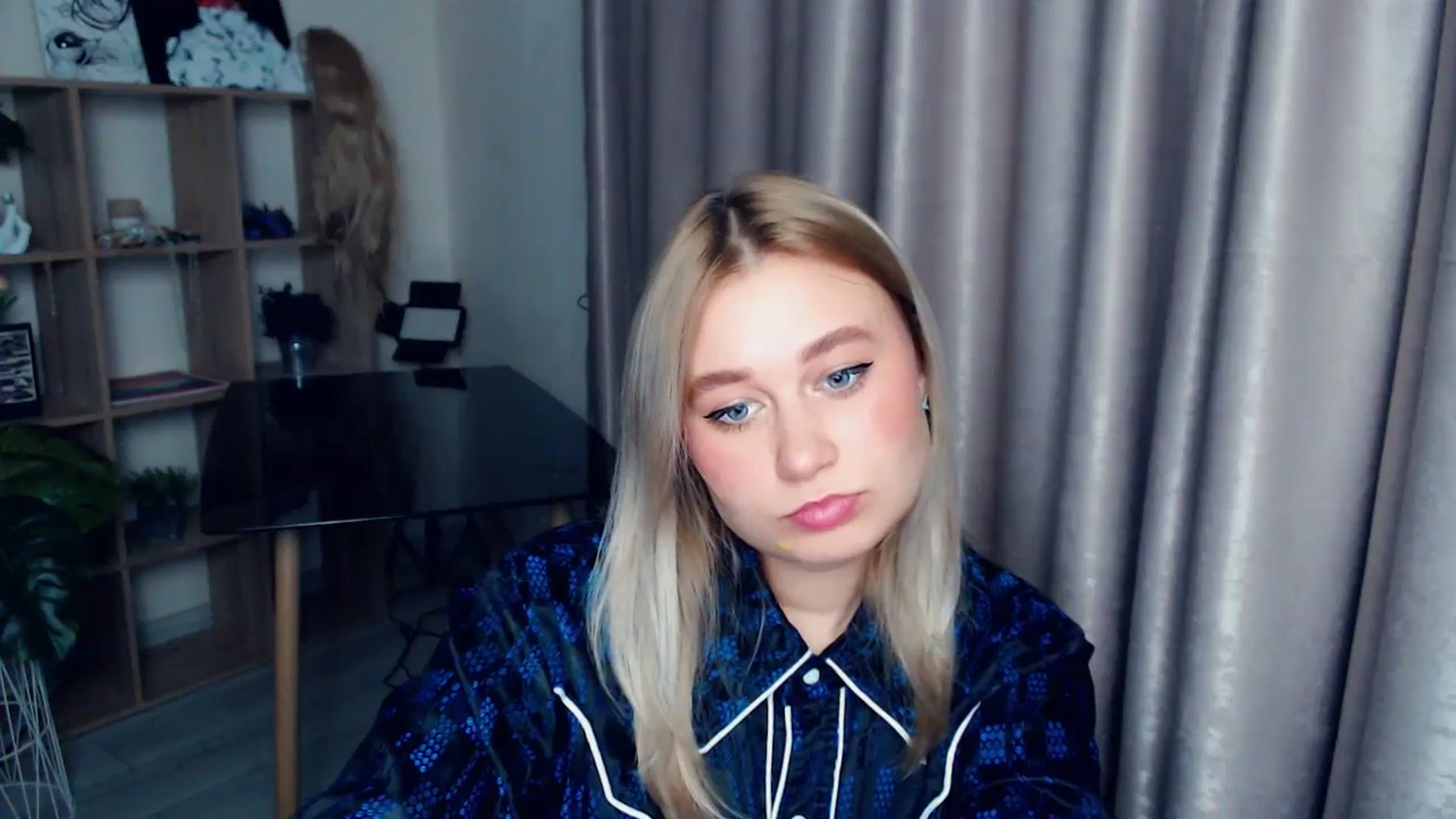 Gallery image thumbnail from Kukla_kolduna's myfreecams stream on, 12/27/2025, 18:37 image 13 of 20