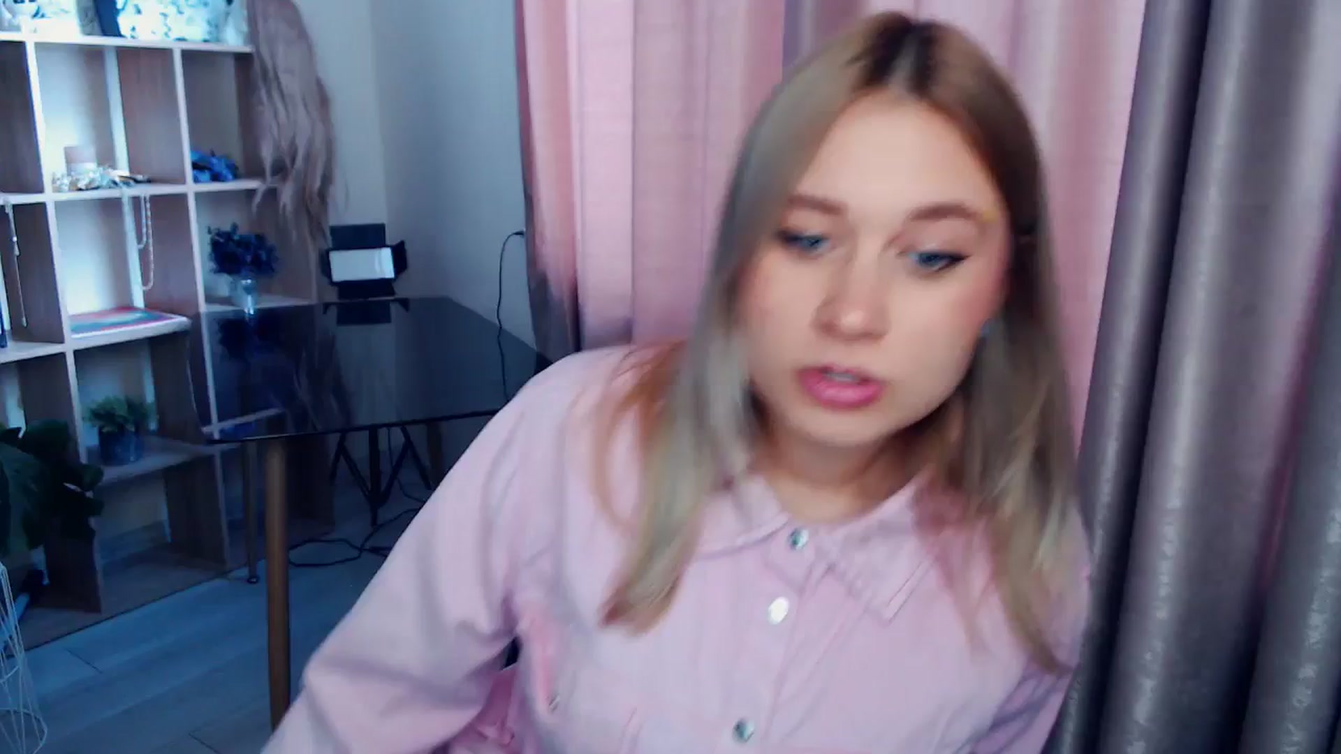 Gallery image thumbnail from Kukla_kolduna's myfreecams stream on, 12/28/2025, 09:14 image 18 of 20