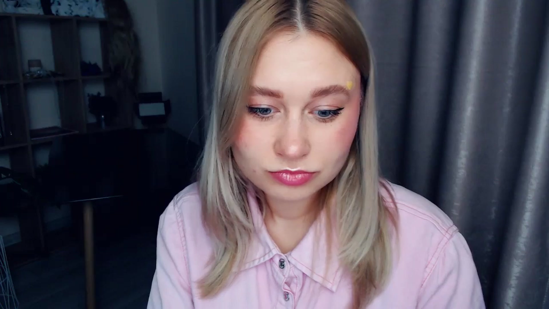 Gallery image thumbnail from Kukla_kolduna's myfreecams stream on, 12/29/2025, 17:39 image 5 of 20