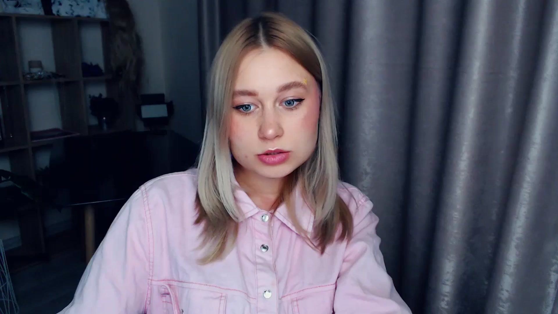 Gallery image thumbnail from Kukla_kolduna's myfreecams stream on, 12/29/2025, 17:39 image 19 of 20