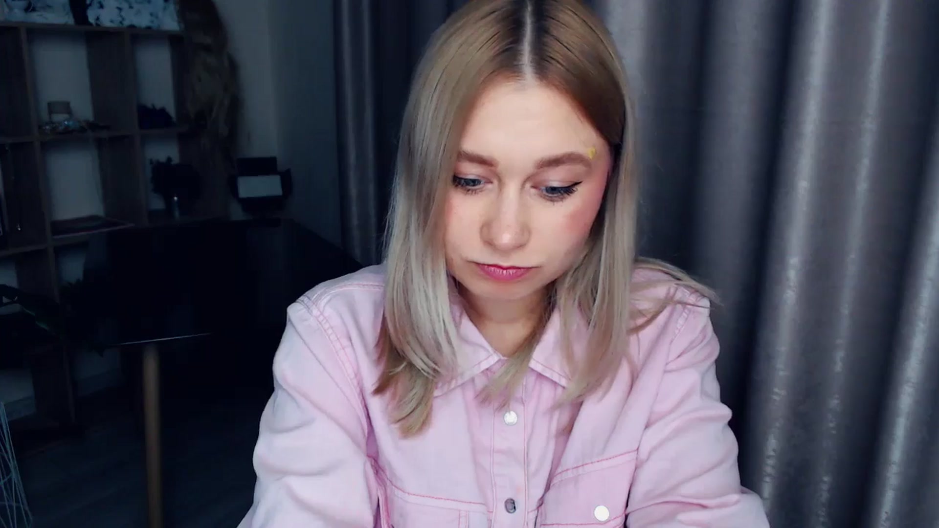 Gallery image thumbnail from Kukla_kolduna's myfreecams stream on, 12/29/2025, 17:56 image 10 of 20