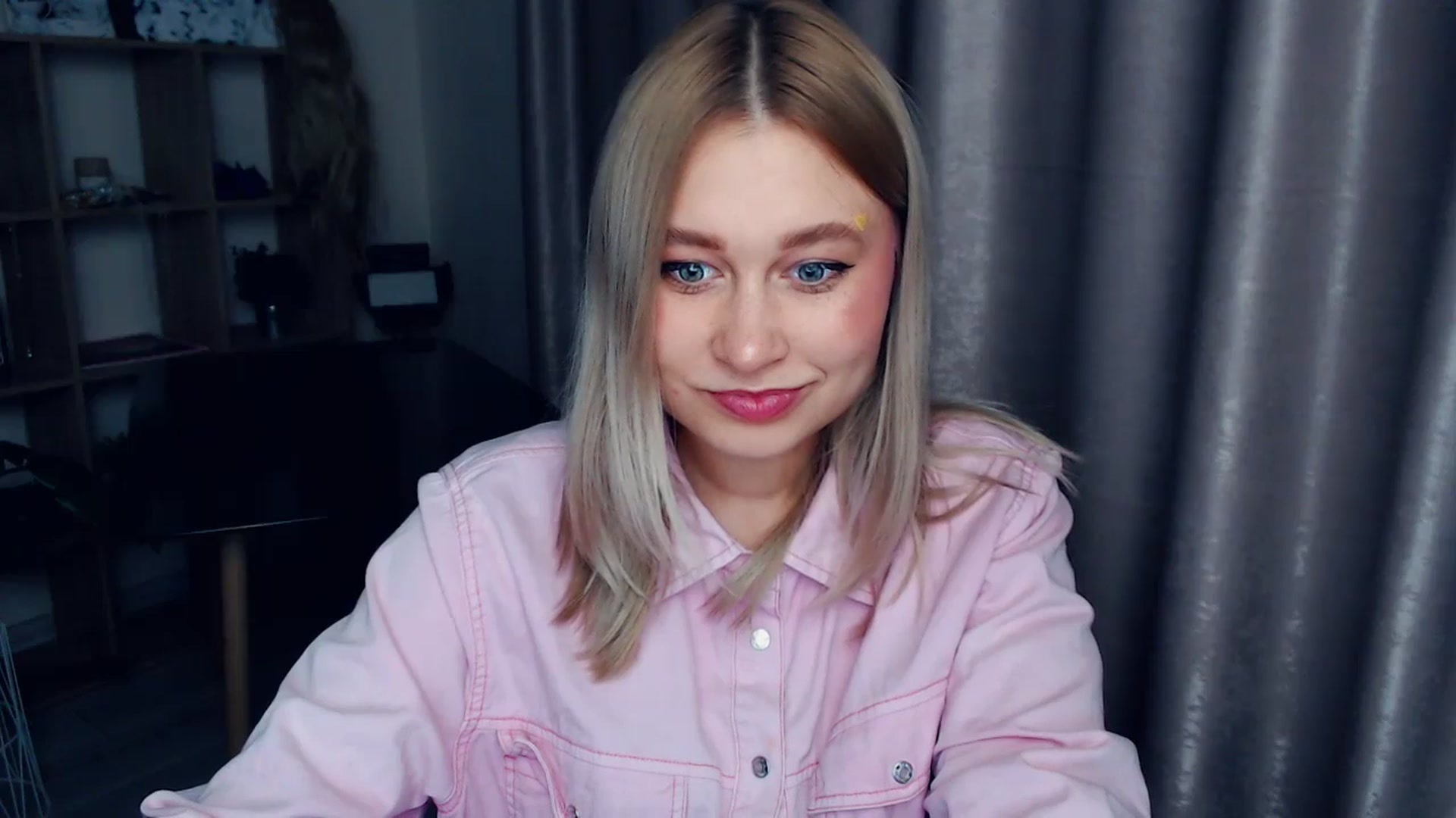 Gallery image thumbnail from Kukla_kolduna's myfreecams stream on, 12/29/2025, 17:56 image 15 of 20