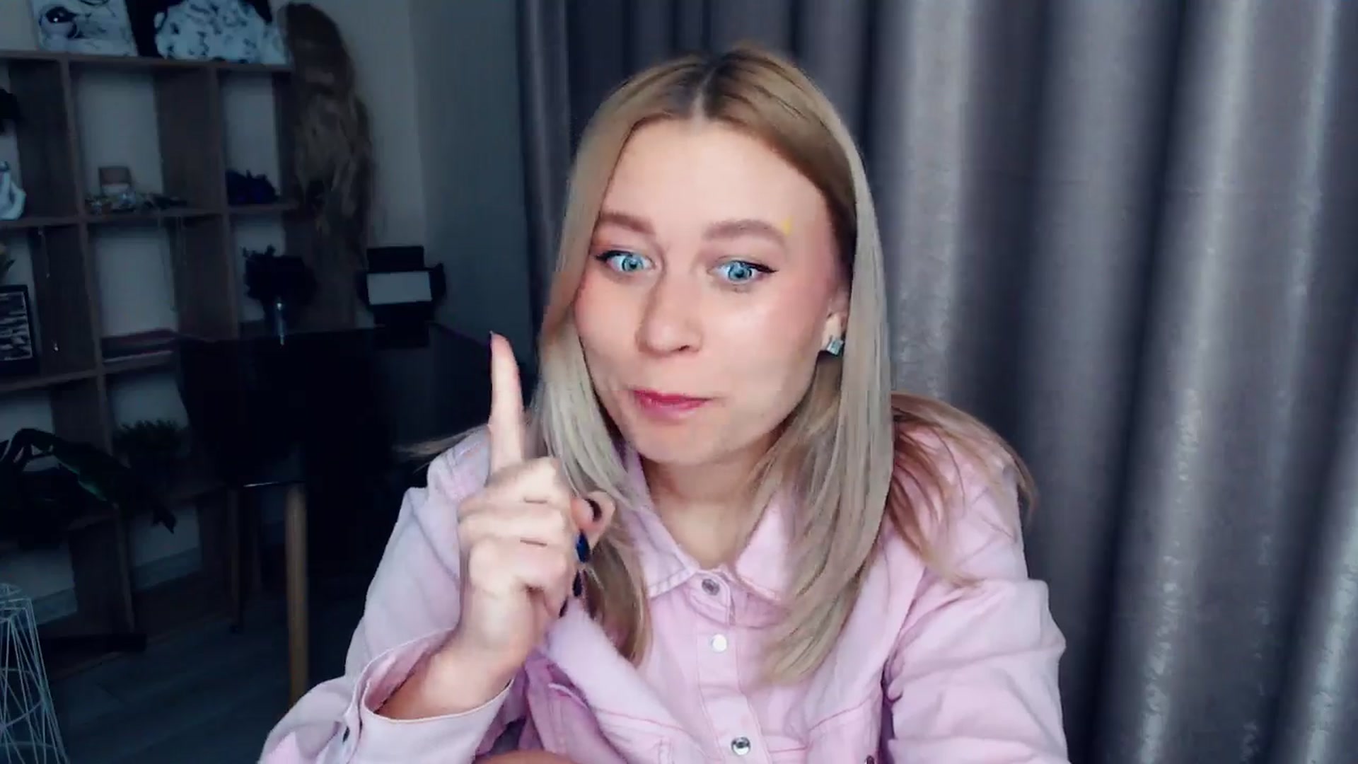 Gallery image thumbnail from Kukla_kolduna's myfreecams stream on, 12/29/2025, 19:32 image 6 of 20