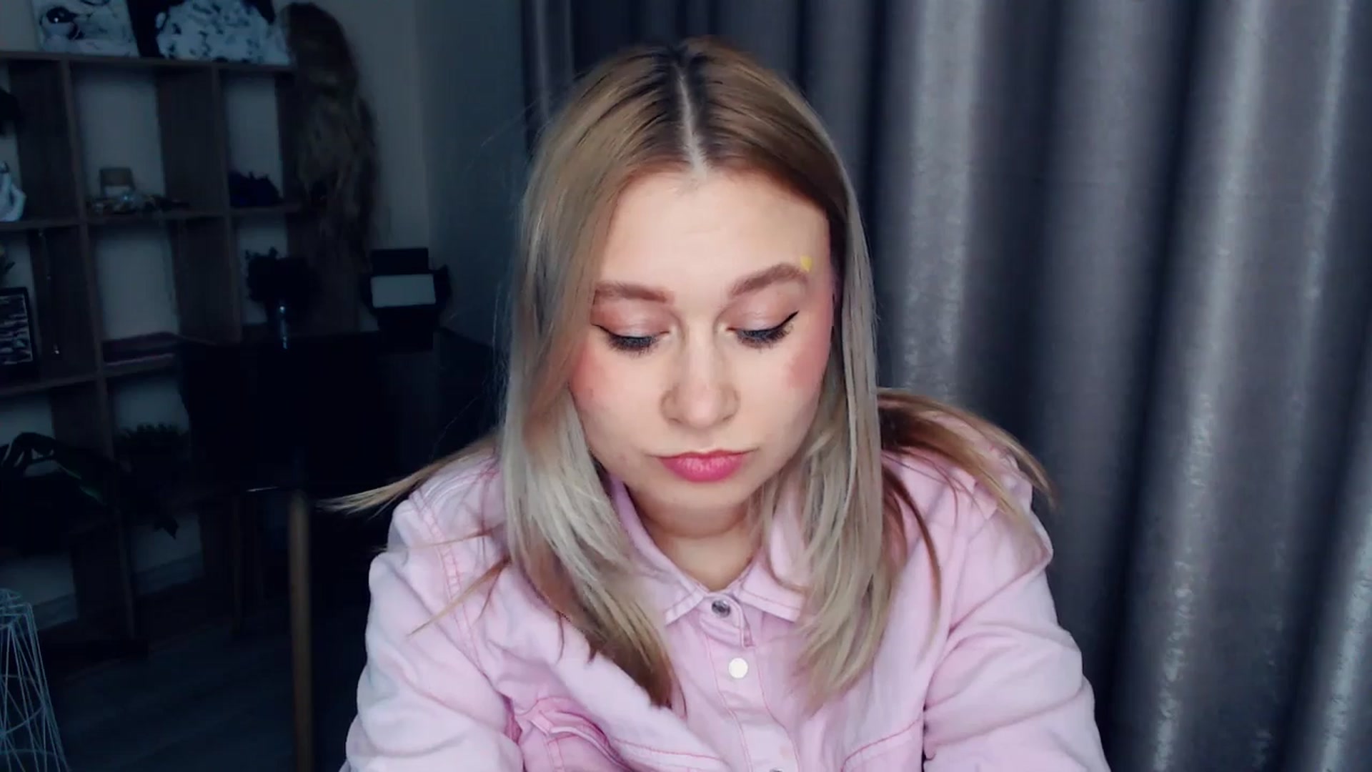 Gallery image thumbnail from Kukla_kolduna's myfreecams stream on, 12/29/2025, 19:32 image 2 of 20