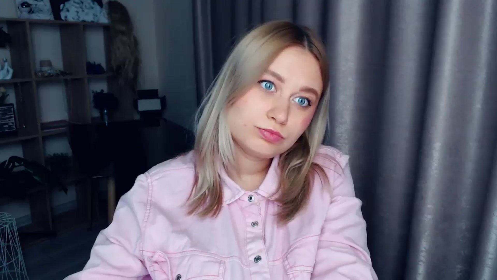 Gallery image thumbnail from Kukla_kolduna's myfreecams stream on, 12/29/2025, 19:32 image 11 of 20
