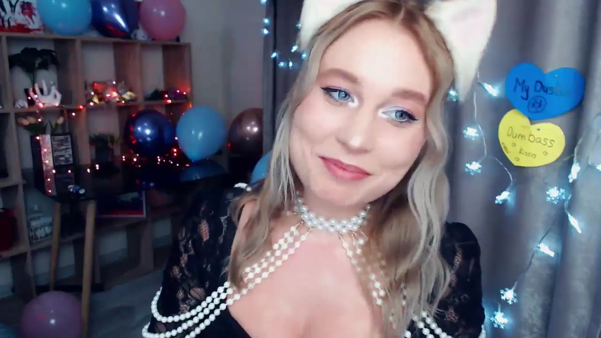 Gallery image thumbnail from Kukla_kolduna's myfreecams stream on, 12/31/2025, 19:02 image 11 of 20