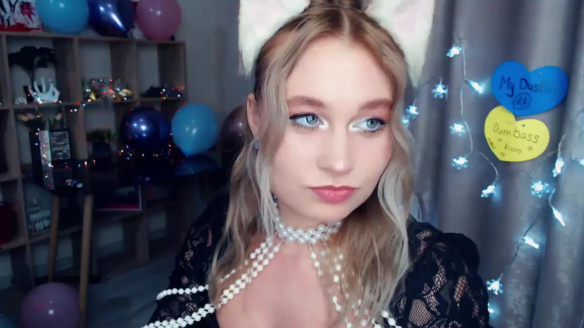 Gallery image thumbnail from Kukla_kolduna's myfreecams stream on, 12/31/2025, 19:02 image 12 of 20