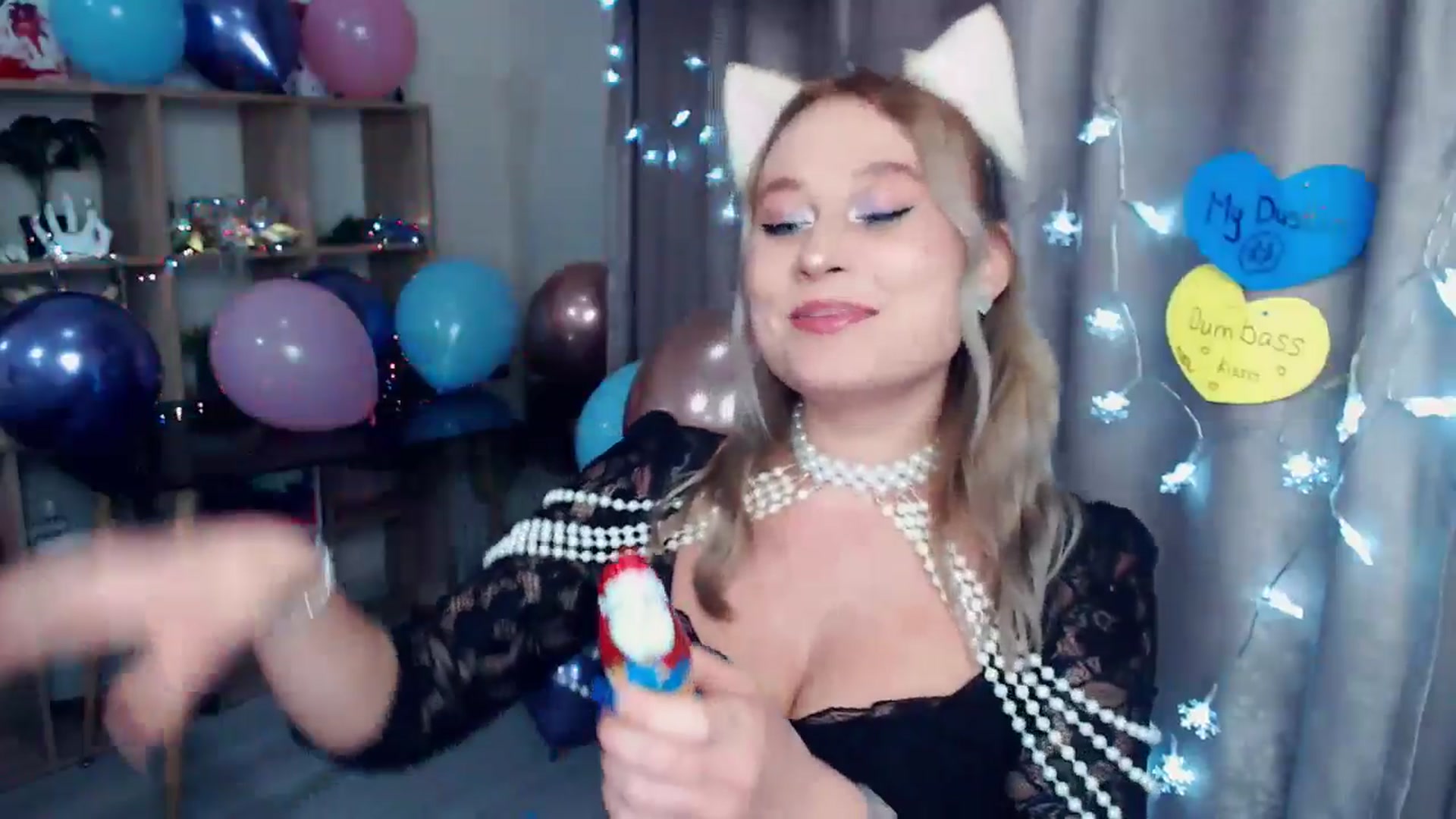 Gallery image thumbnail from Kukla_kolduna's myfreecams stream on, 12/31/2025, 19:02 image 19 of 20