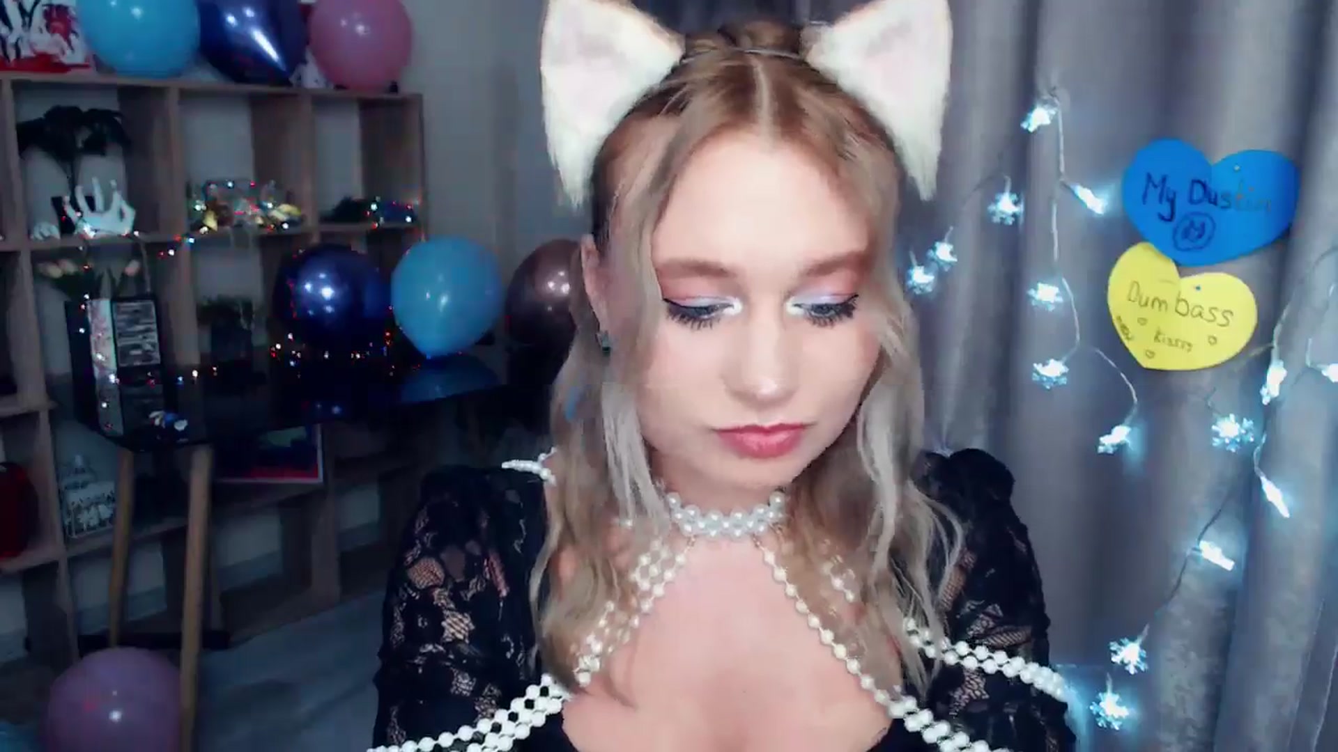 Gallery image thumbnail from Kukla_kolduna's myfreecams stream on, 12/31/2025, 19:02 image 15 of 20