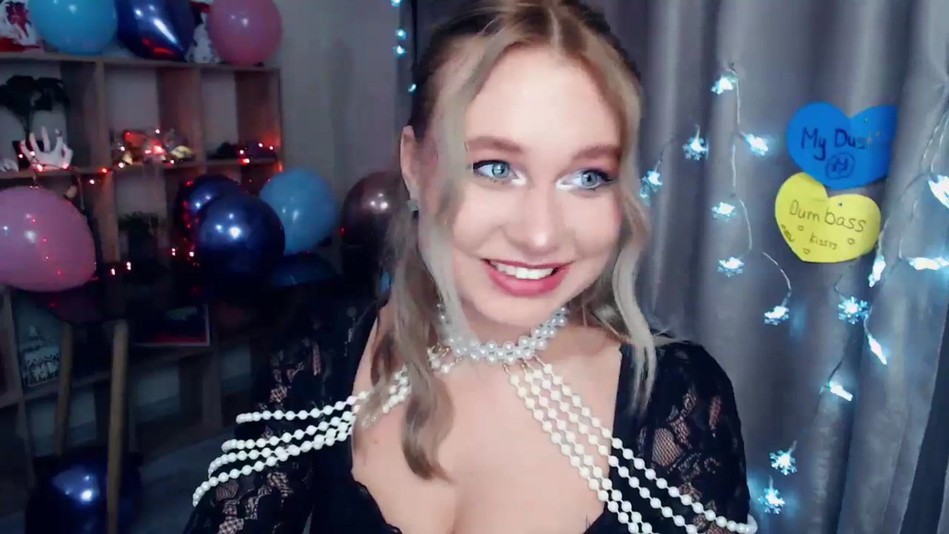 Gallery image thumbnail from Kukla_kolduna's myfreecams stream on, 12/31/2025, 19:37 image 19 of 20