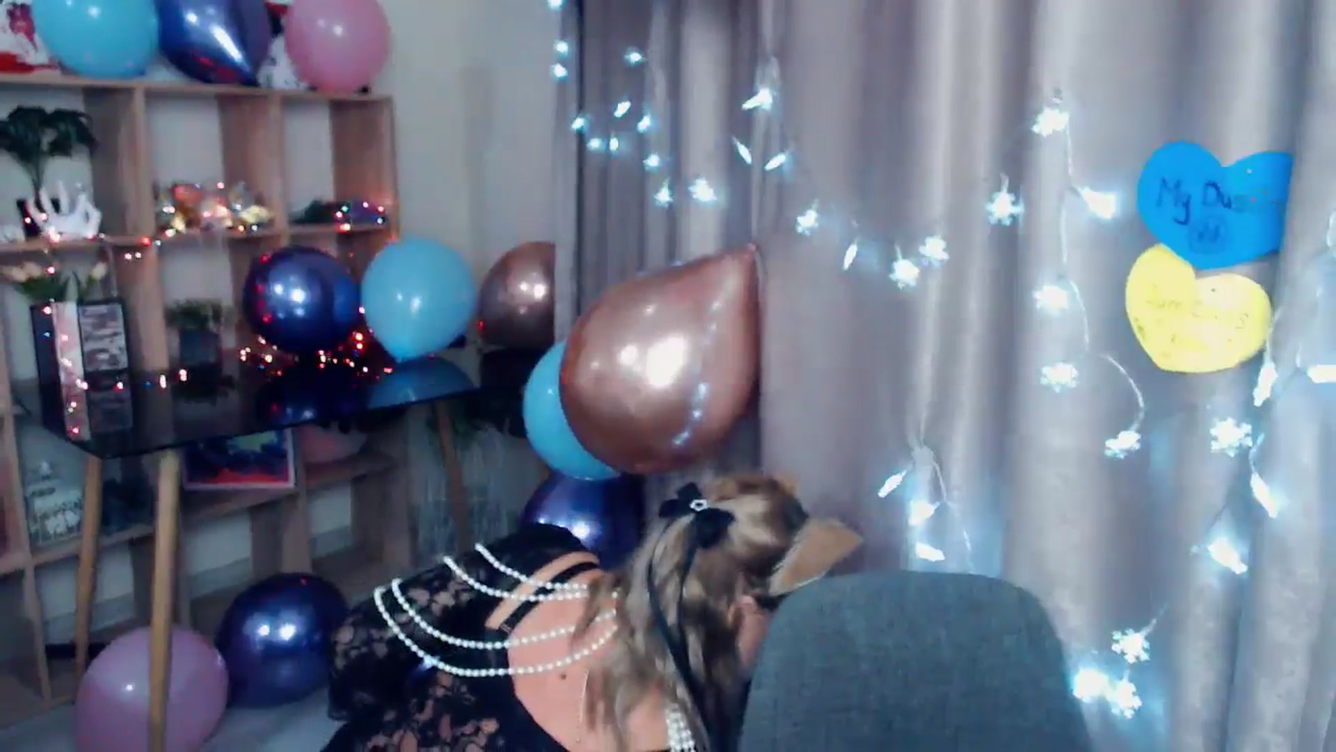 Gallery image thumbnail from Kukla_kolduna's myfreecams stream on, 12/31/2025, 19:37 image 5 of 20