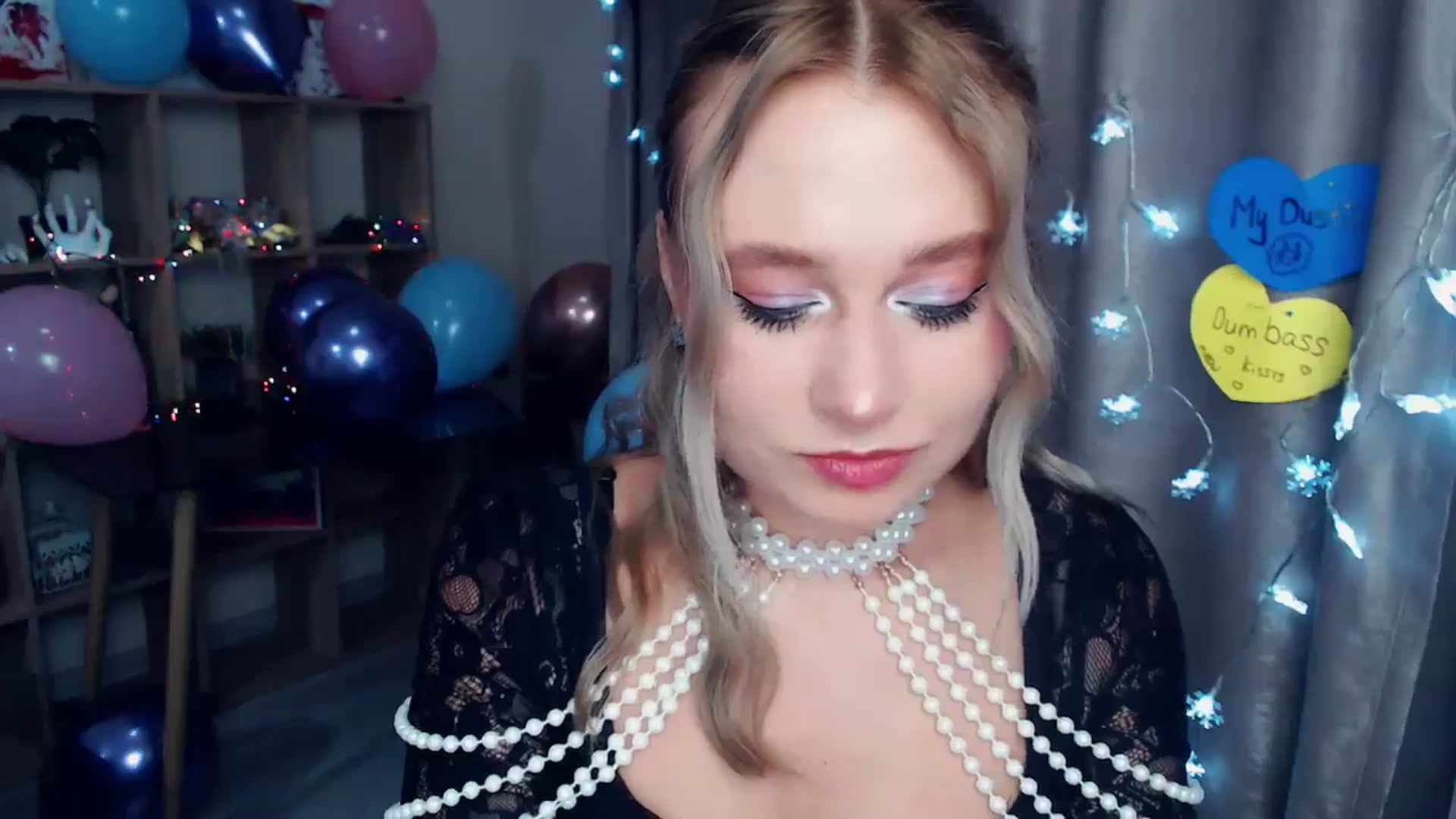 Gallery image thumbnail from Kukla_kolduna's myfreecams stream on, 12/31/2025, 19:37 image 18 of 20