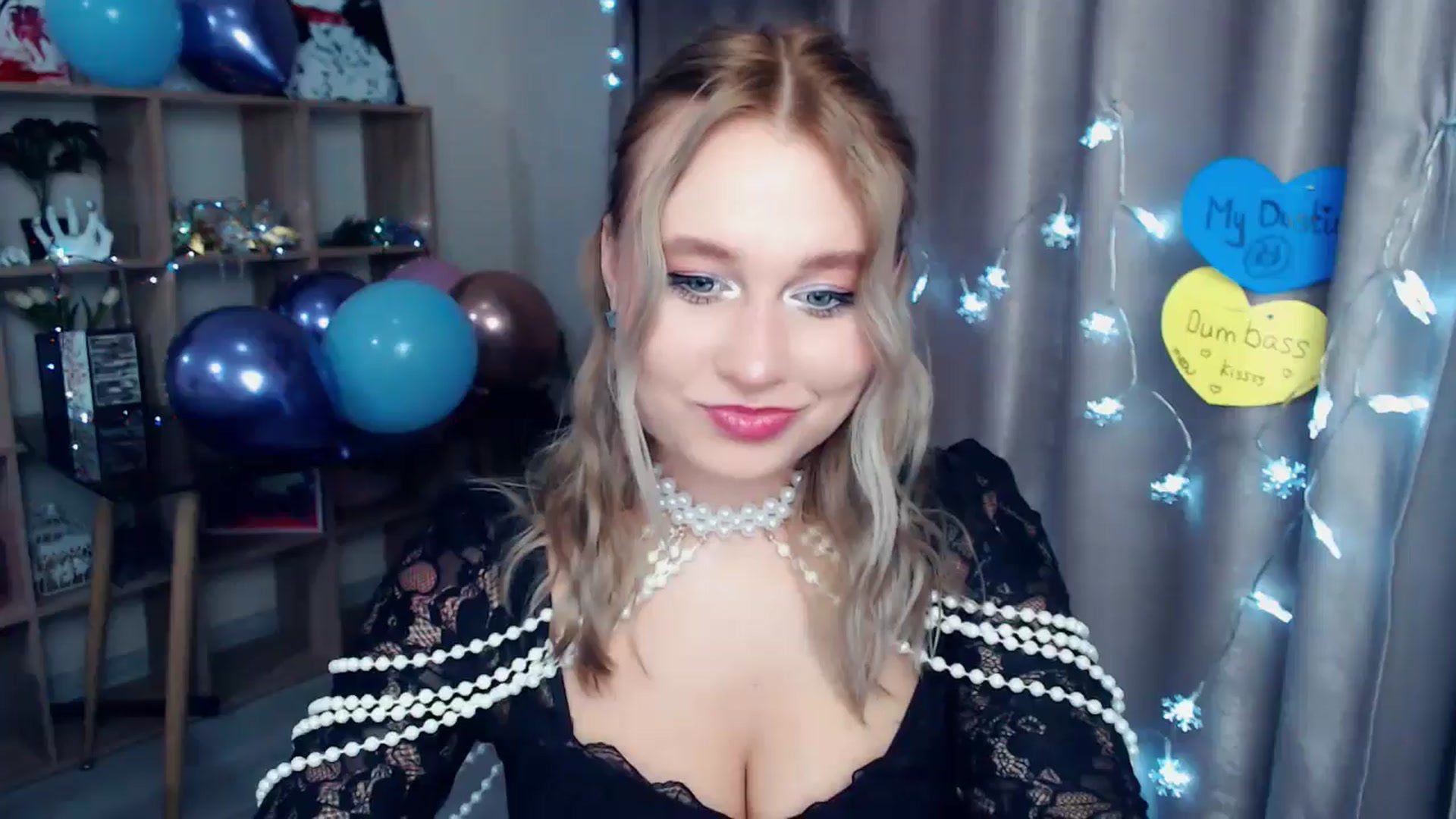Gallery image thumbnail from Kukla_kolduna's myfreecams stream on, 12/31/2025, 20:56 image 9 of 20