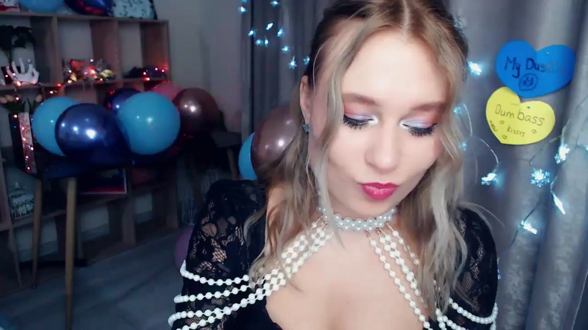 Gallery image thumbnail from Kukla_kolduna's myfreecams stream on, 12/31/2025, 21:30 image 10 of 20