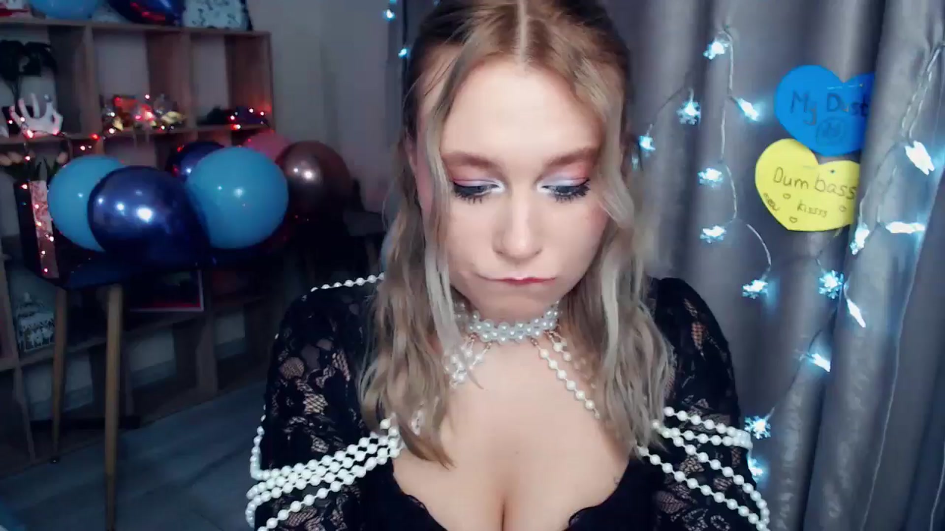 Gallery image thumbnail from Kukla_kolduna's myfreecams stream on, 12/31/2025, 21:30 image 20 of 20