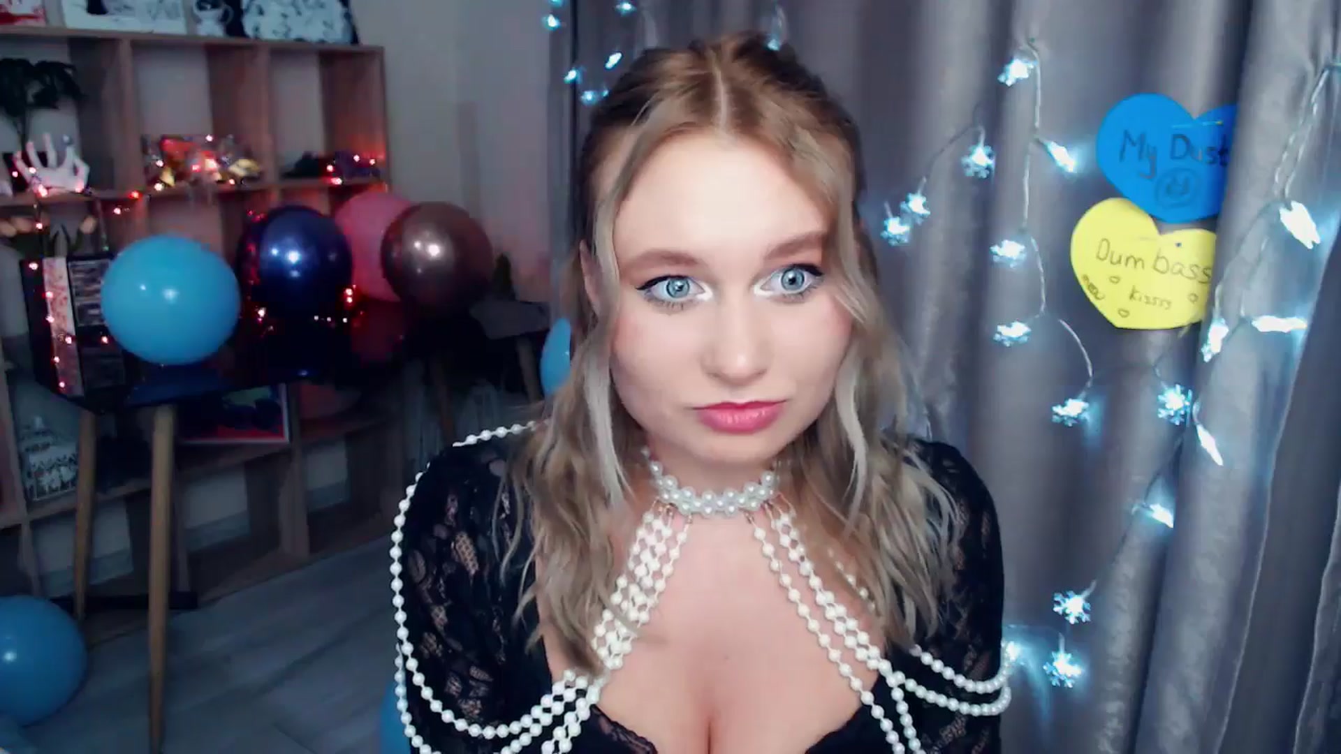 Gallery image thumbnail from Kukla_kolduna's myfreecams stream on, 12/31/2025, 22:04 image 15 of 20