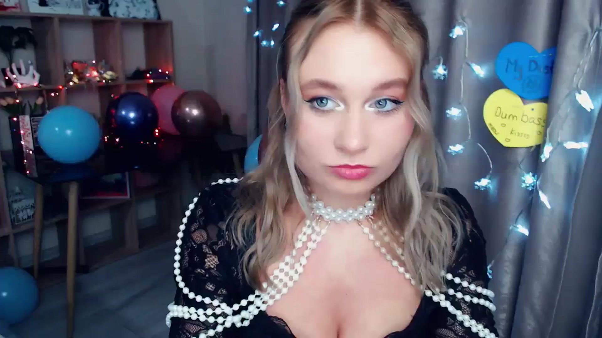Gallery image thumbnail from Kukla_kolduna's myfreecams stream on, 12/31/2025, 22:04 image 9 of 20