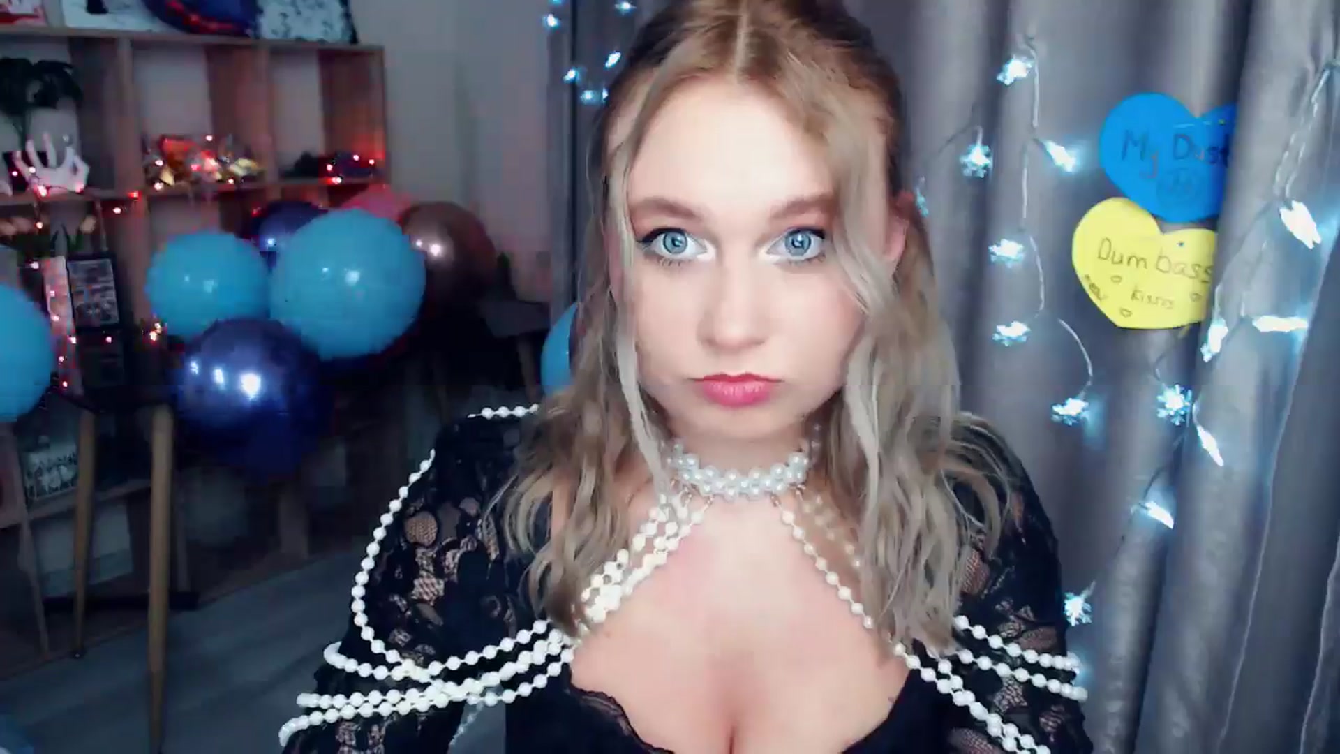 Gallery image thumbnail from Kukla_kolduna's myfreecams stream on, 12/31/2025, 22:04 image 5 of 20
