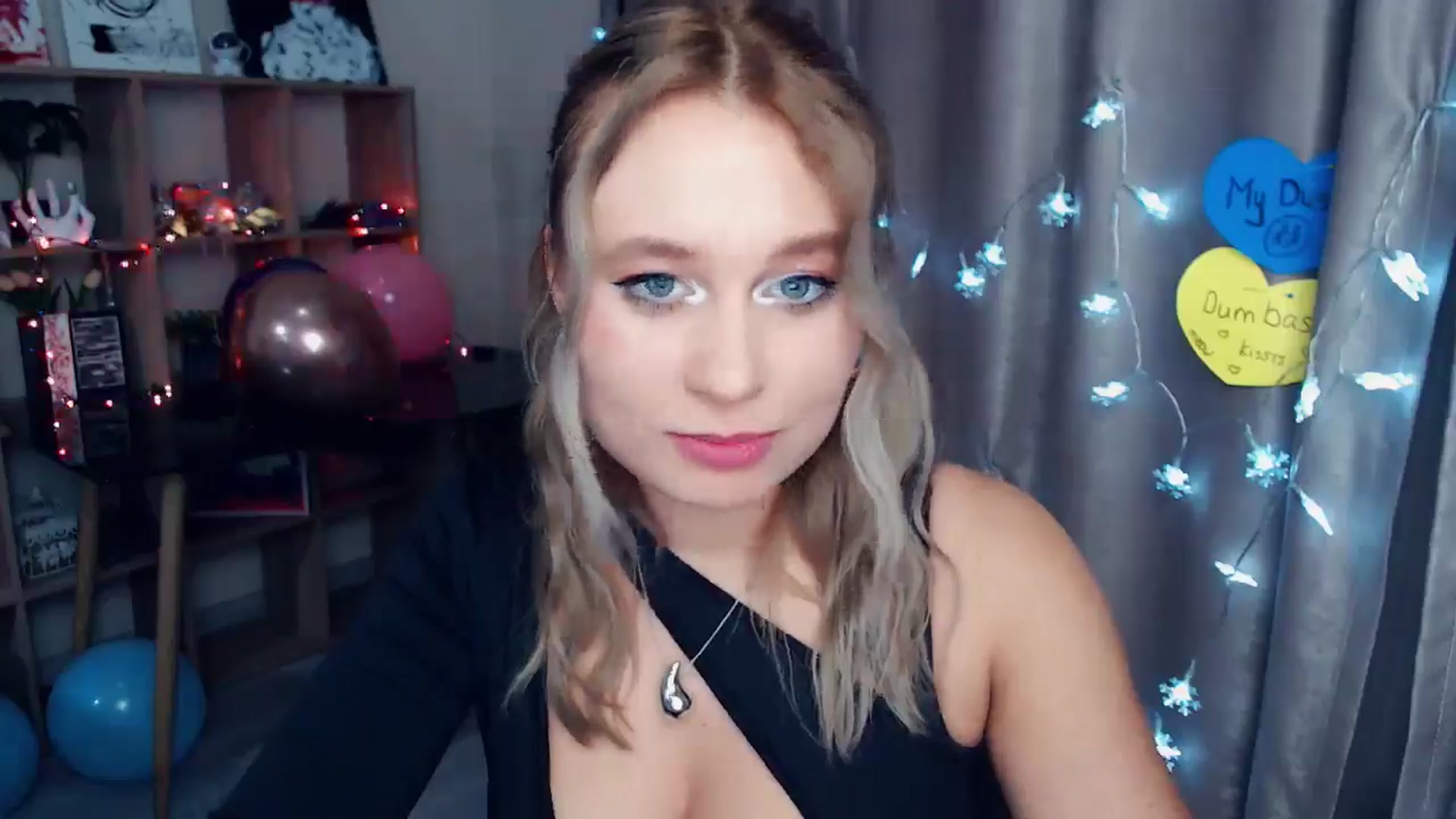 Gallery image thumbnail from Kukla_kolduna's myfreecams stream on, 01/01/2026, 24:12 image 13 of 20