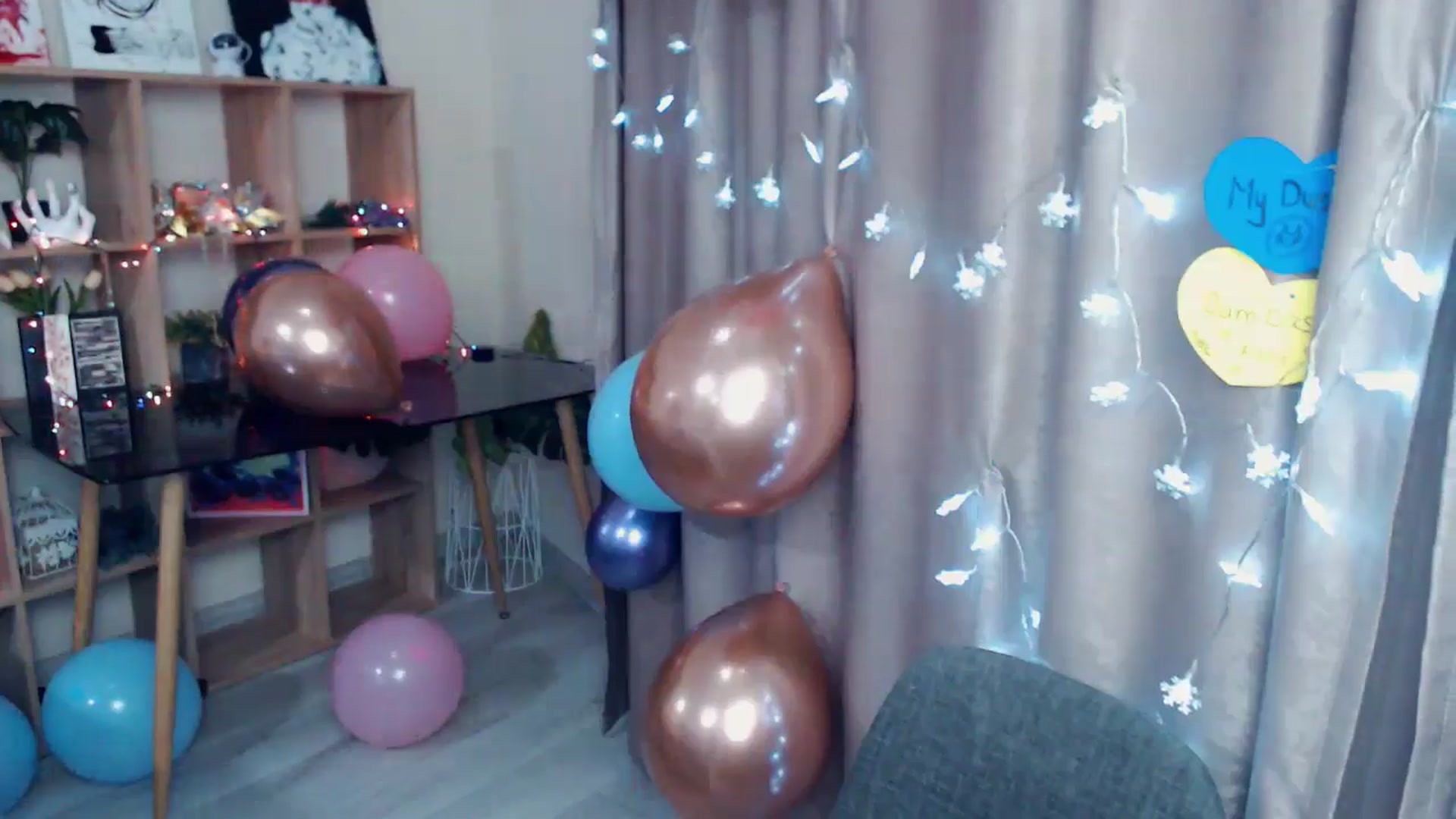 Gallery image thumbnail from Kukla_kolduna's myfreecams stream on, 01/01/2026, 24:12 image 15 of 20