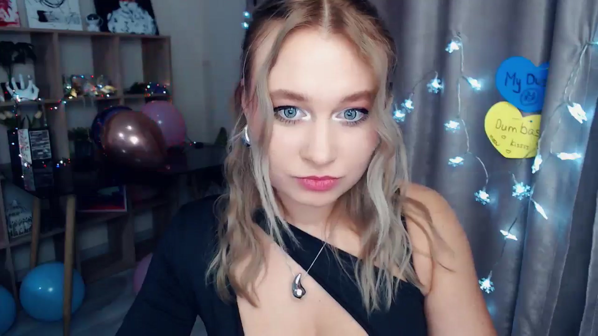 Gallery image thumbnail from Kukla_kolduna's myfreecams stream on, 01/01/2026, 24:12 image 8 of 20