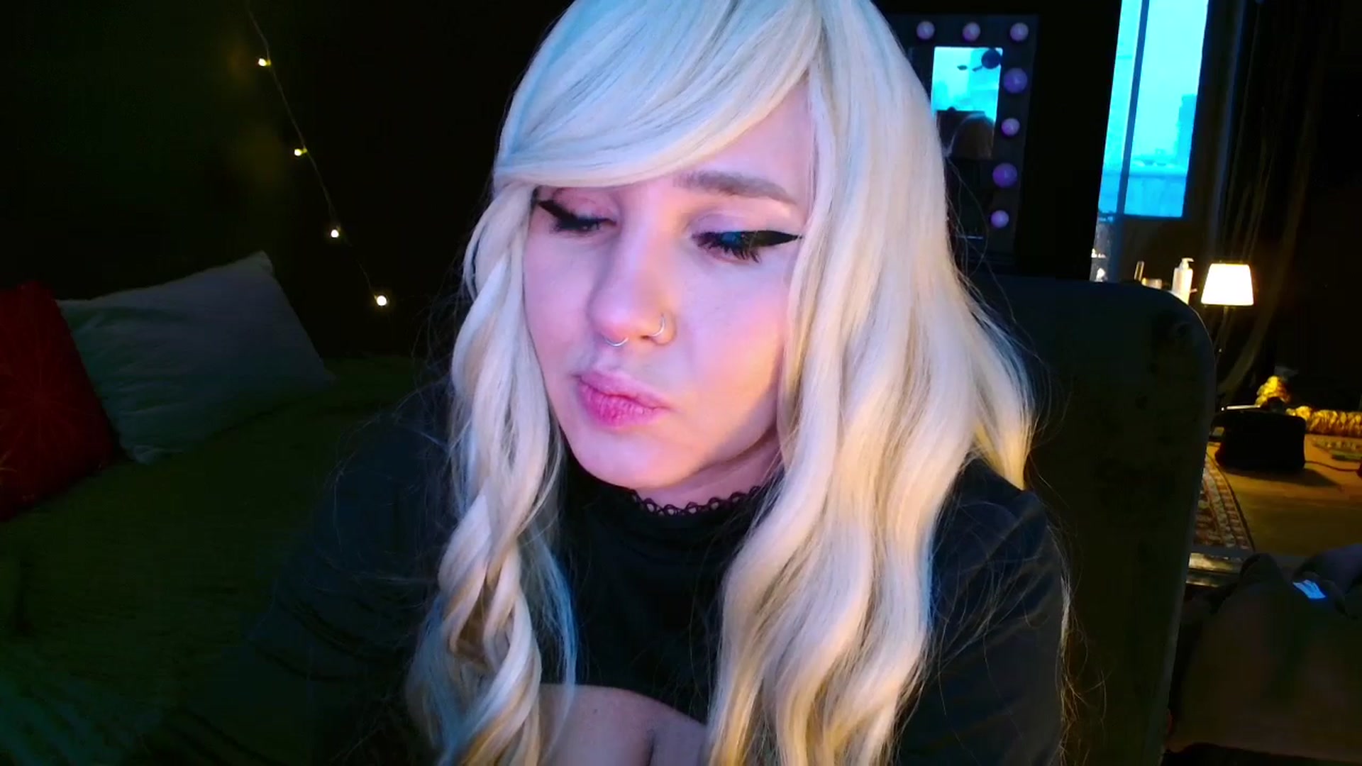 Gallery image thumbnail from KundaLinni's myfreecams stream on, 01/11/2026, 13:22 image 14 of 20