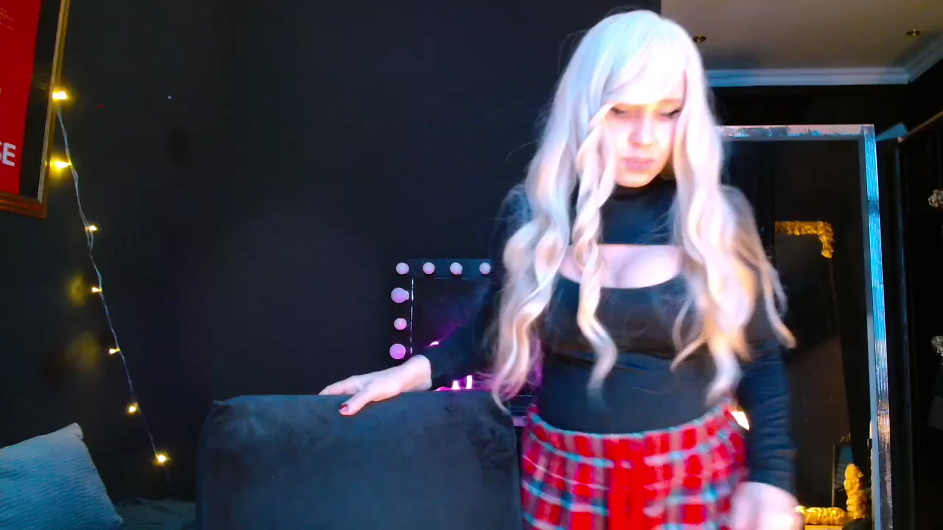 Gallery image thumbnail from KundaLinni's myfreecams stream on, 01/11/2026, 13:22 image 8 of 20
