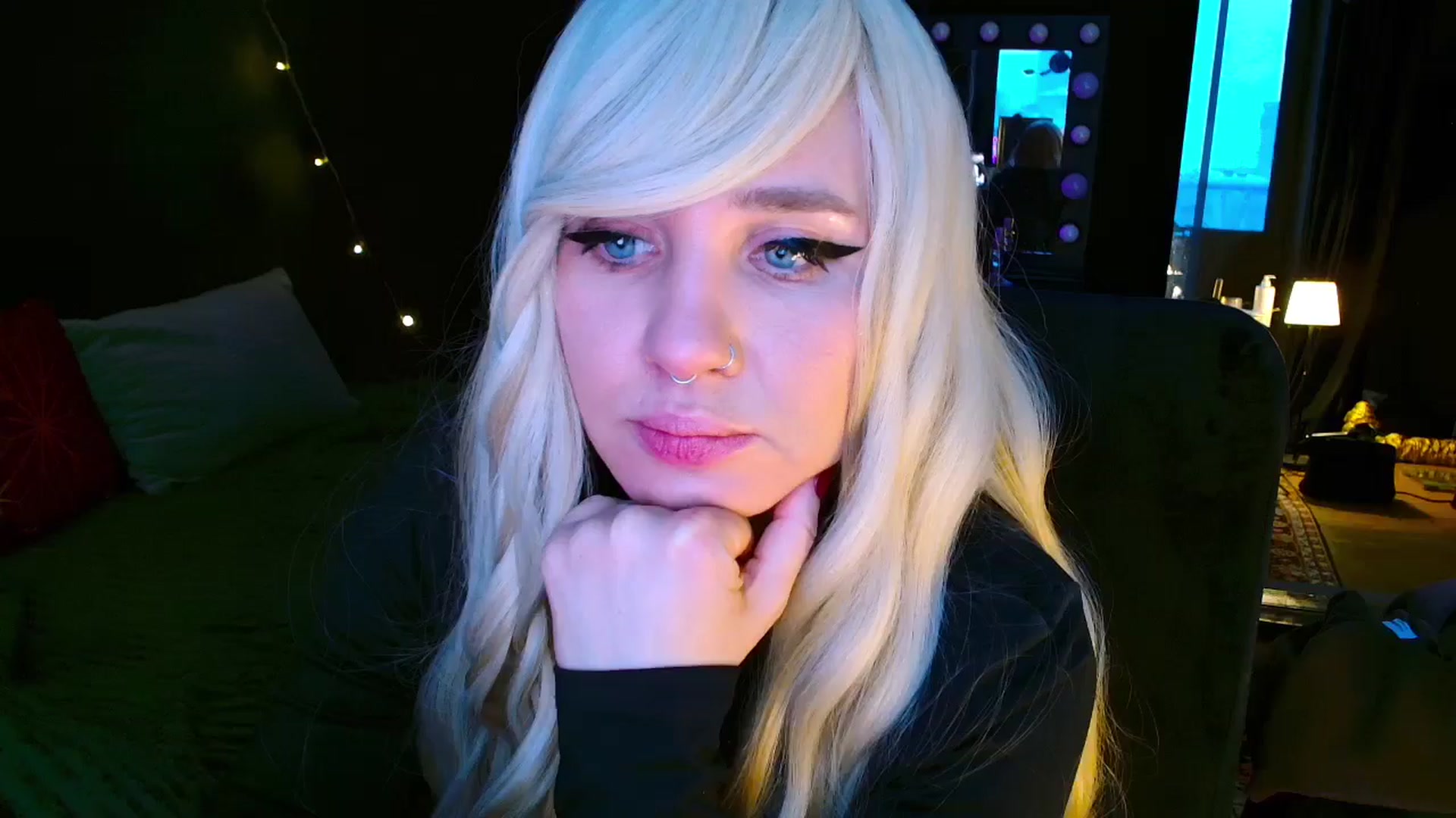 Gallery image thumbnail from KundaLinni's myfreecams stream on, 01/11/2026, 13:22 image 15 of 20