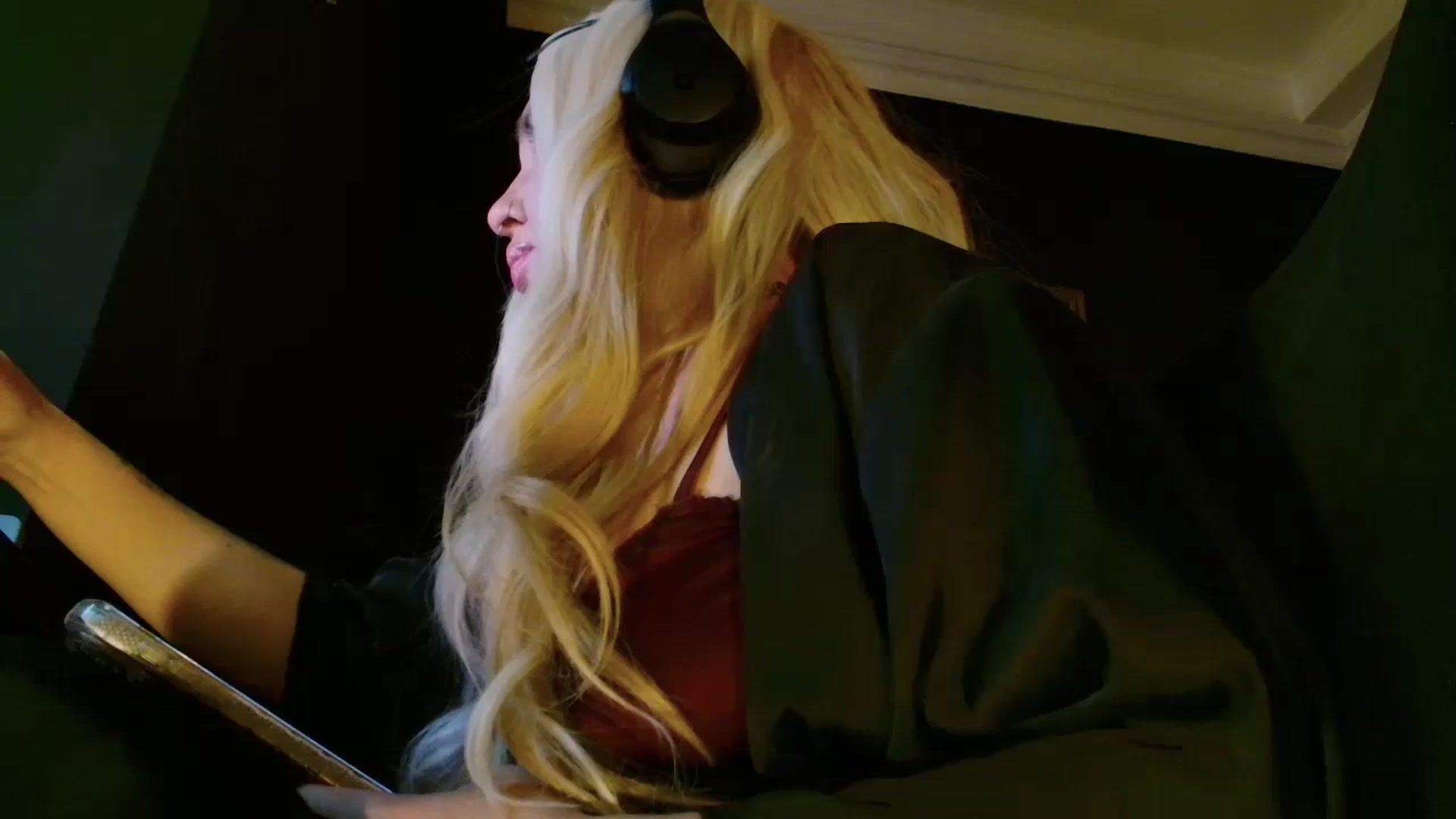 Gallery image thumbnail from KundaLinni's myfreecams stream on, 01/11/2026, 13:22 image 6 of 20
