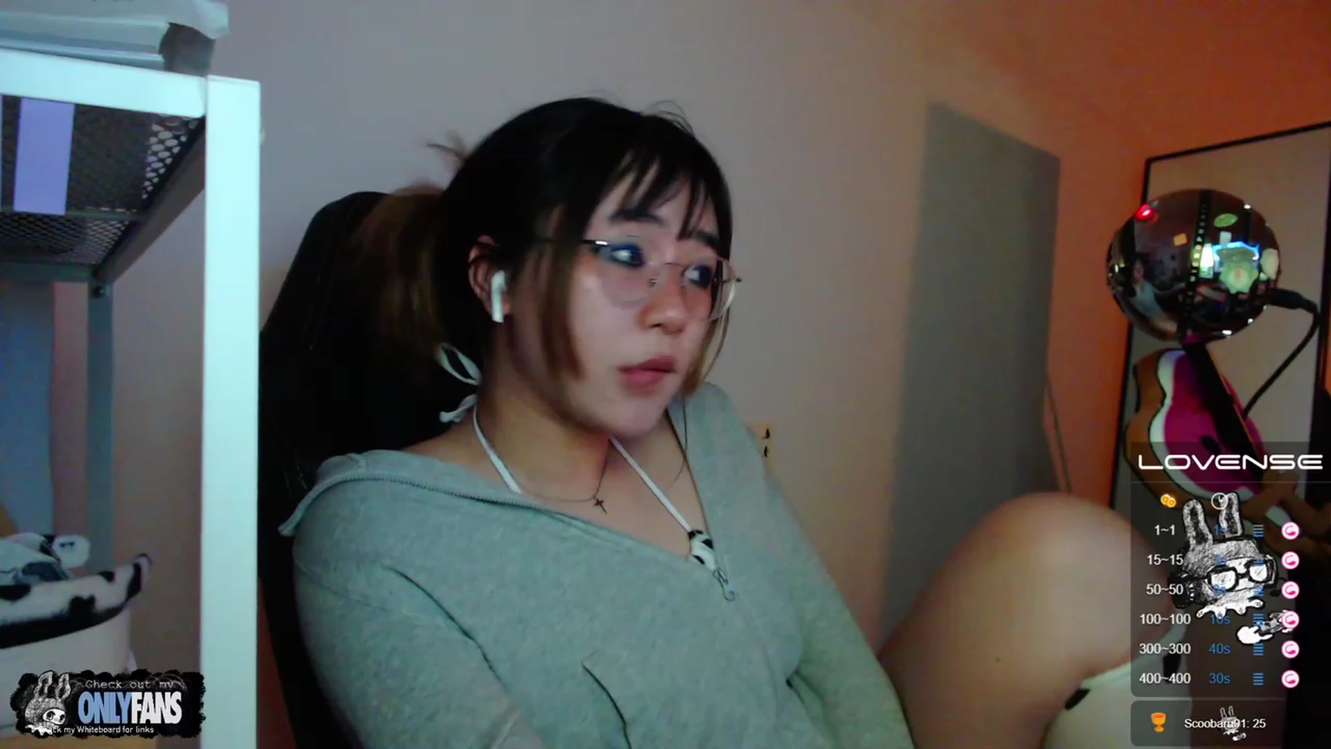 Gallery image thumbnail from Kuromin's myfreecams stream on, 06/15/2023, 24:03 image 2 of 20