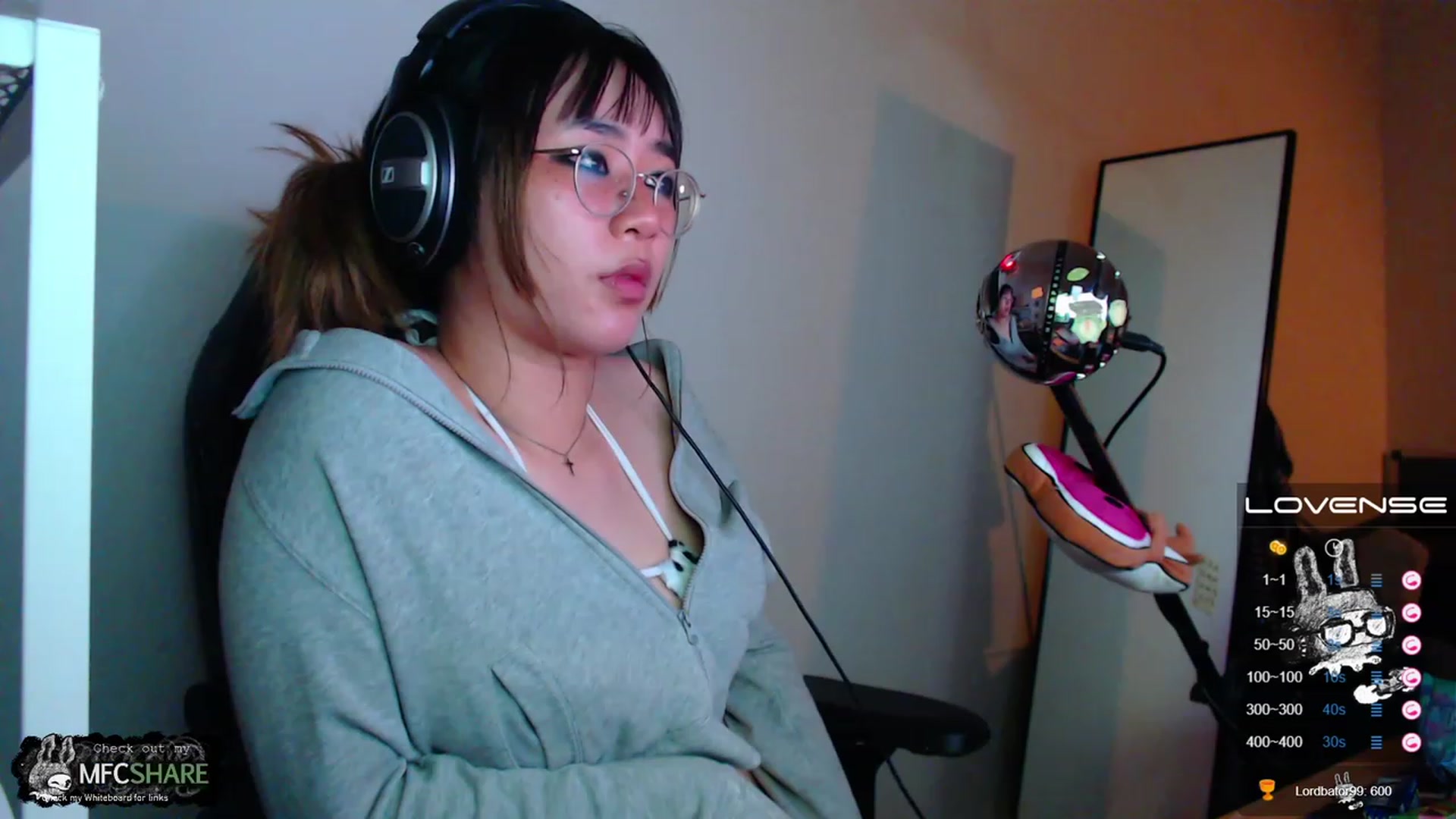 Gallery image thumbnail from Kuromin's myfreecams stream on, 06/15/2023, 02:52 image 8 of 20
