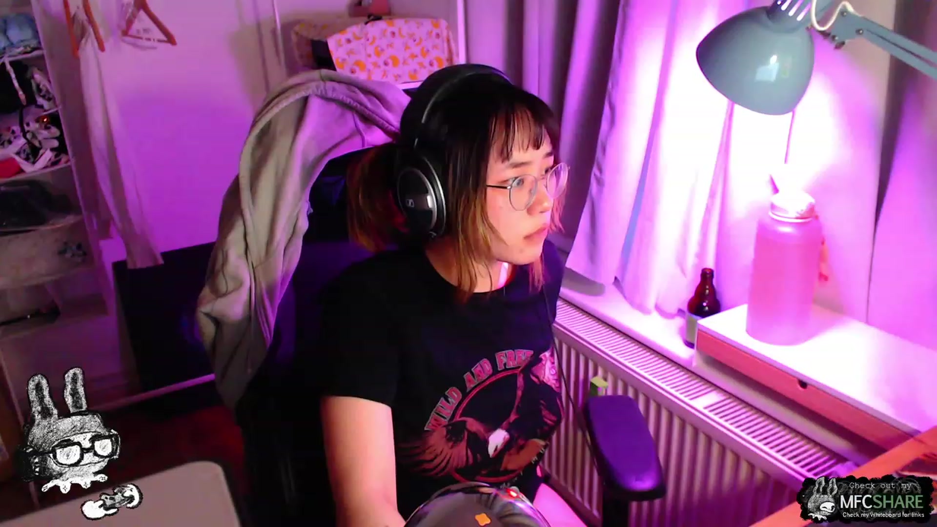 Gallery image thumbnail from Kuromin's myfreecams stream on, 06/17/2023, 03:59 image 1 of 20