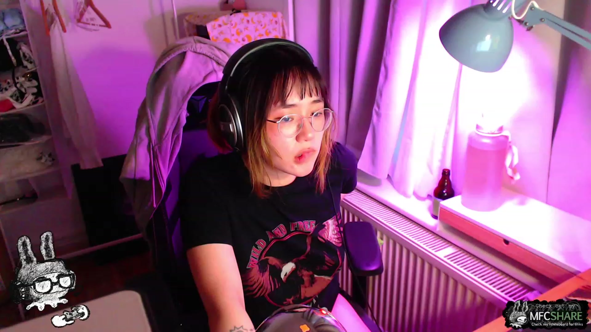 Gallery image thumbnail from Kuromin's myfreecams stream on, 06/17/2023, 03:59 image 3 of 20