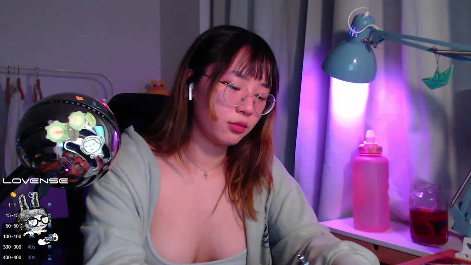 Gallery image thumbnail from Kuromin's myfreecams stream on, 06/17/2023, 20:28 image 3 of 20