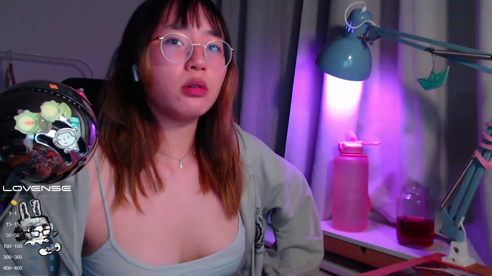 Gallery image thumbnail from Kuromin's myfreecams stream on, 06/17/2023, 20:28 image 10 of 20