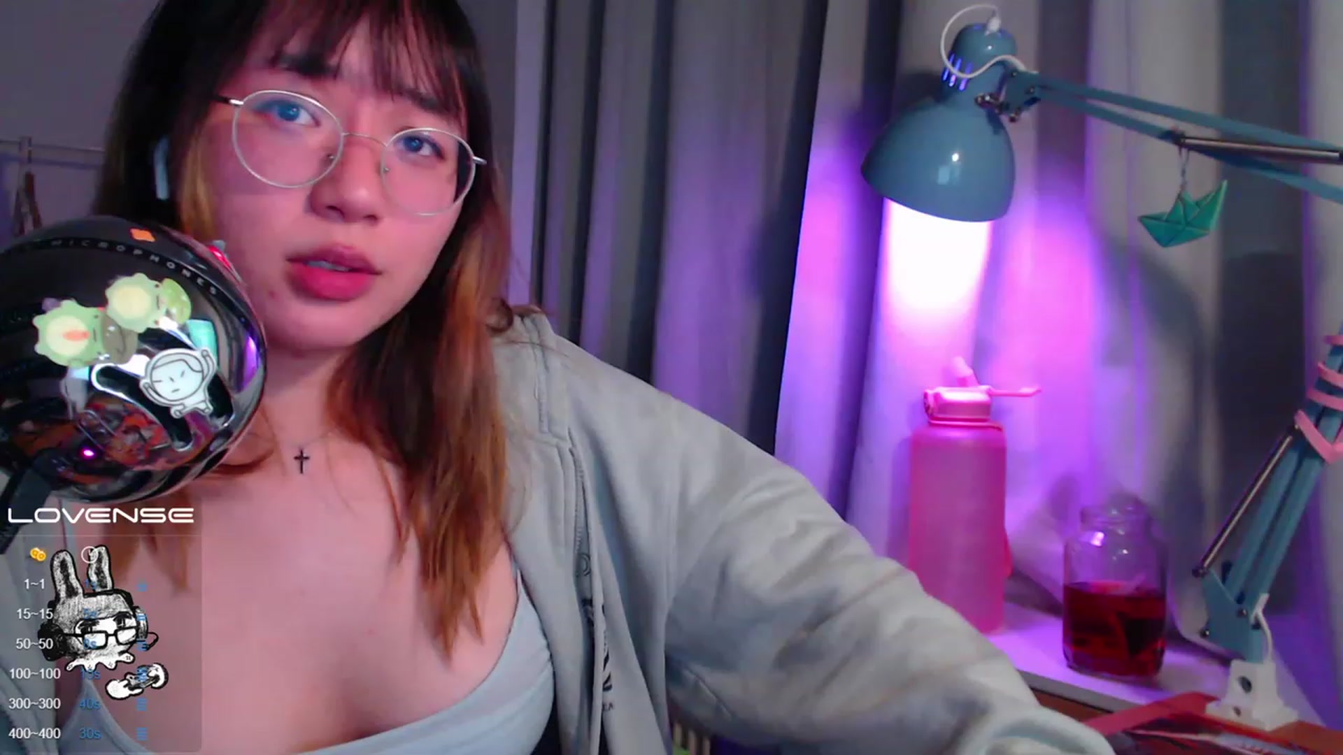 Gallery image thumbnail from Kuromin's myfreecams stream on, 06/17/2023, 20:28 image 6 of 20
