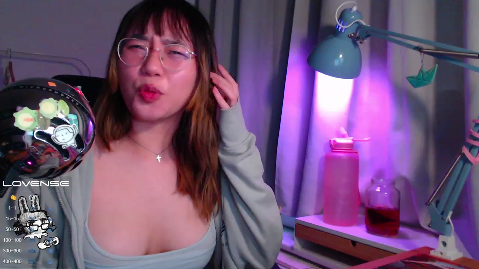 Gallery image thumbnail from Kuromin's myfreecams stream on, 06/17/2023, 20:28 image 8 of 20