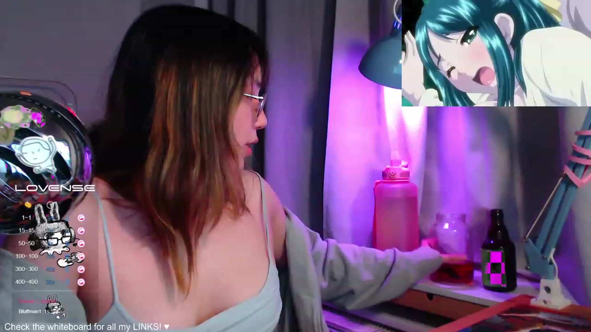 Gallery image thumbnail from Kuromin's myfreecams stream on, 06/17/2023, 21:54 image 10 of 20