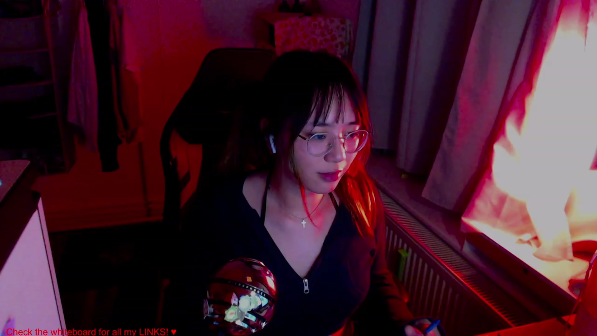 Gallery image thumbnail from Kuromin's myfreecams stream on, 06/20/2023, 24:04 image 6 of 20