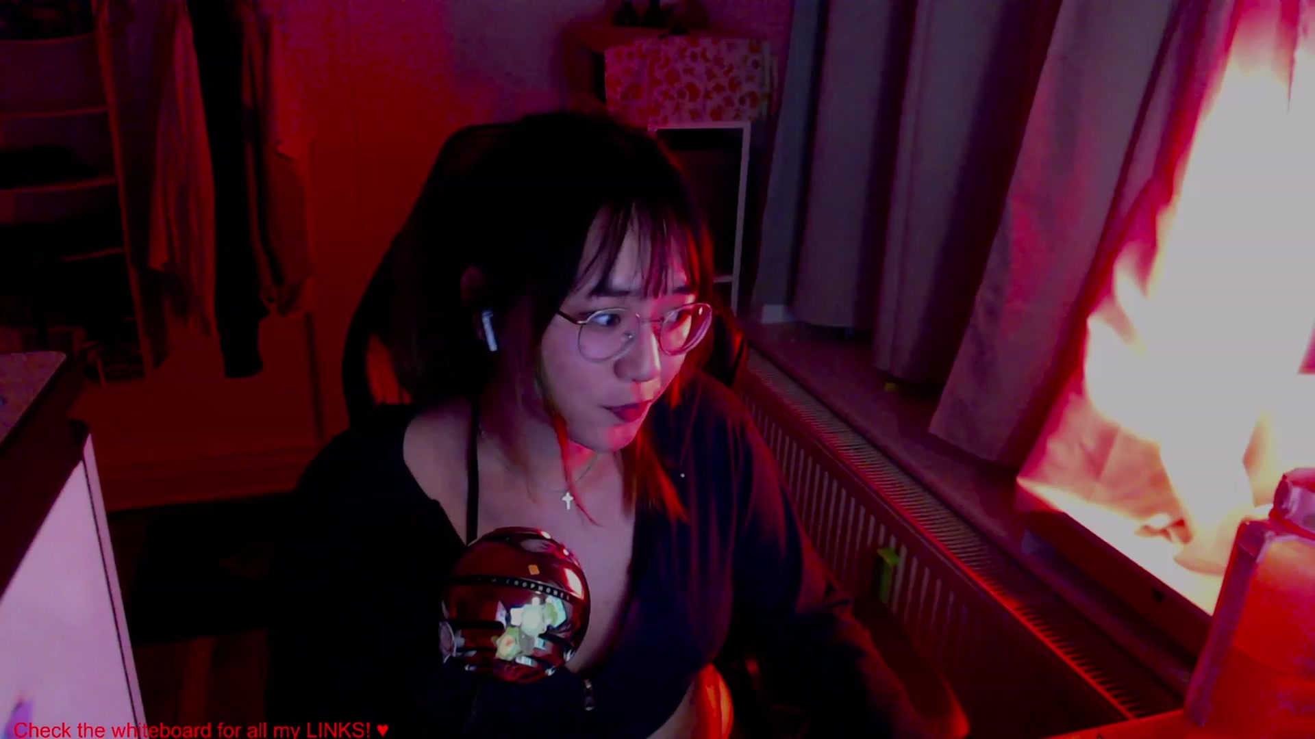Gallery image thumbnail from Kuromin's myfreecams stream on, 06/20/2023, 24:04 image 13 of 20
