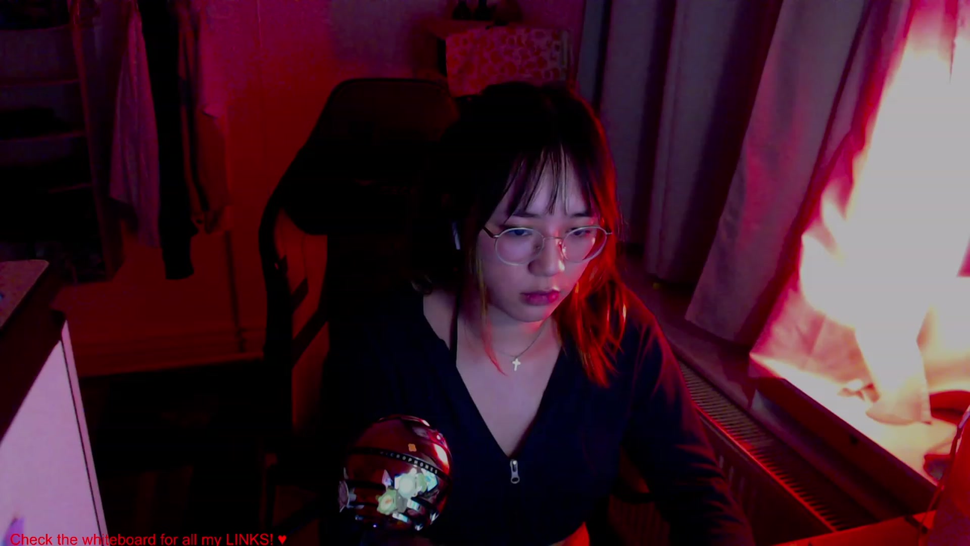Gallery image thumbnail from Kuromin's myfreecams stream on, 06/20/2023, 24:04 image 5 of 20