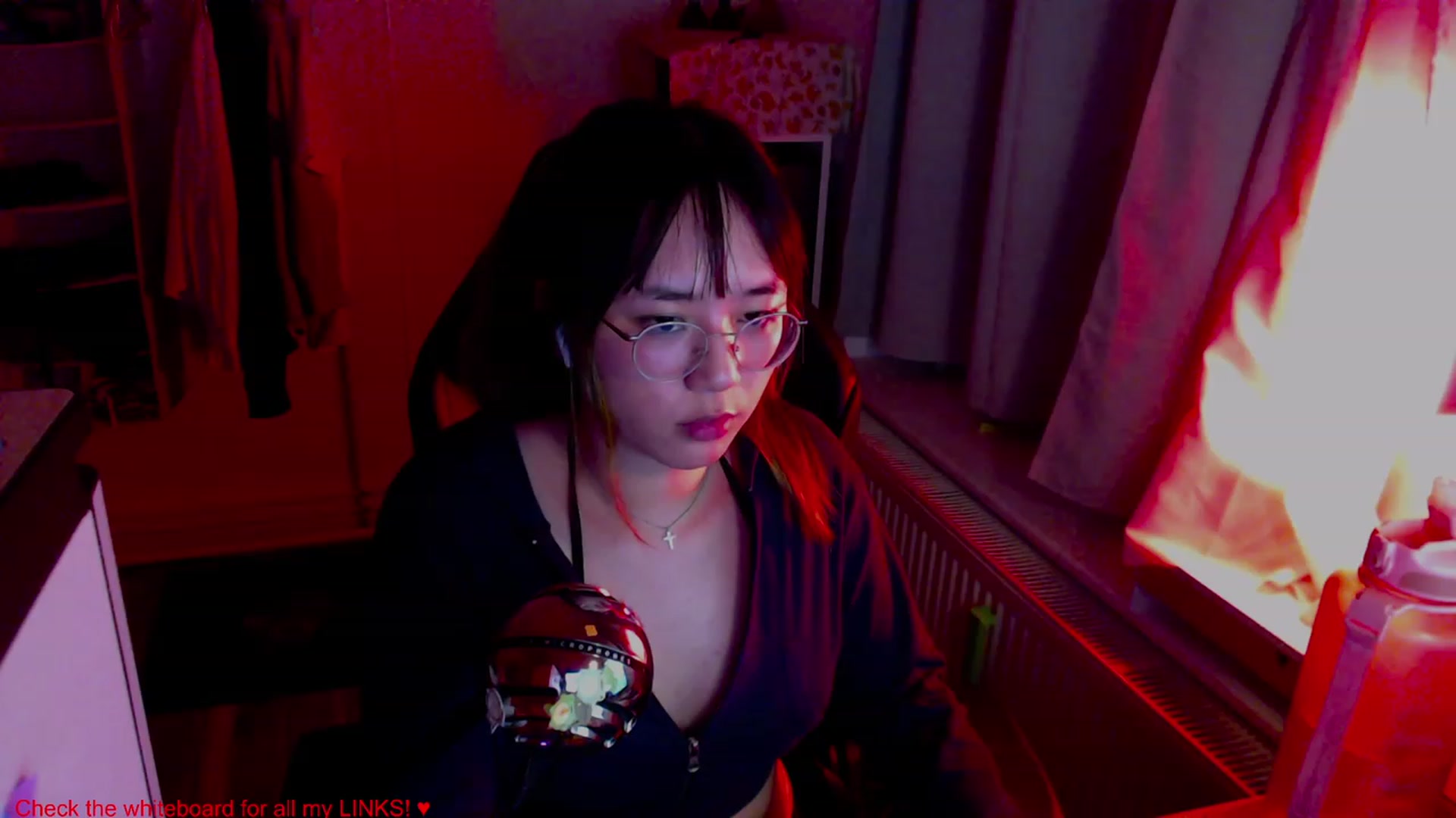 Gallery image thumbnail from Kuromin's myfreecams stream on, 06/20/2023, 24:04 image 19 of 20