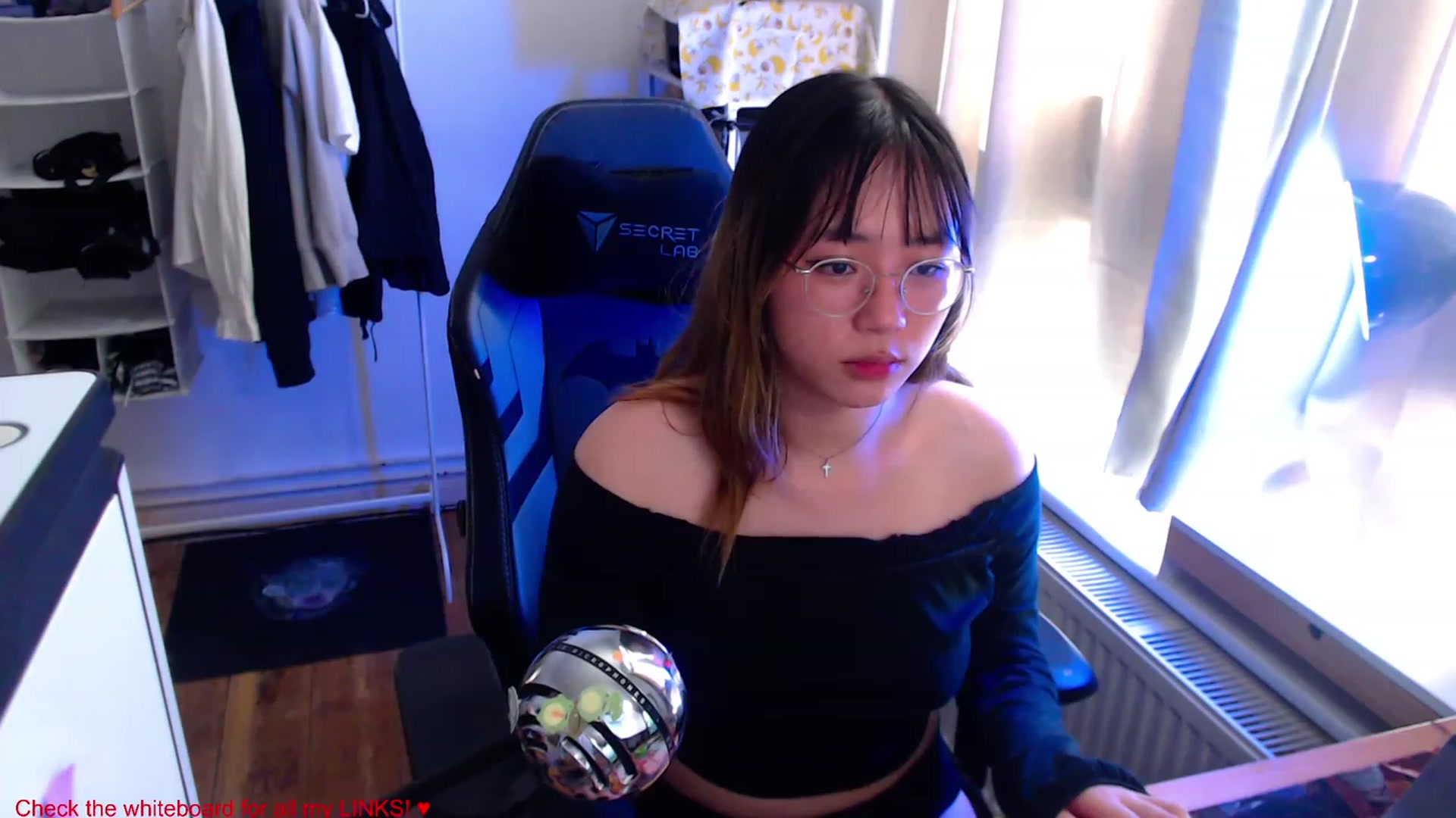 Gallery image thumbnail from Kuromin's myfreecams stream on, 06/20/2023, 15:59 image 19 of 20